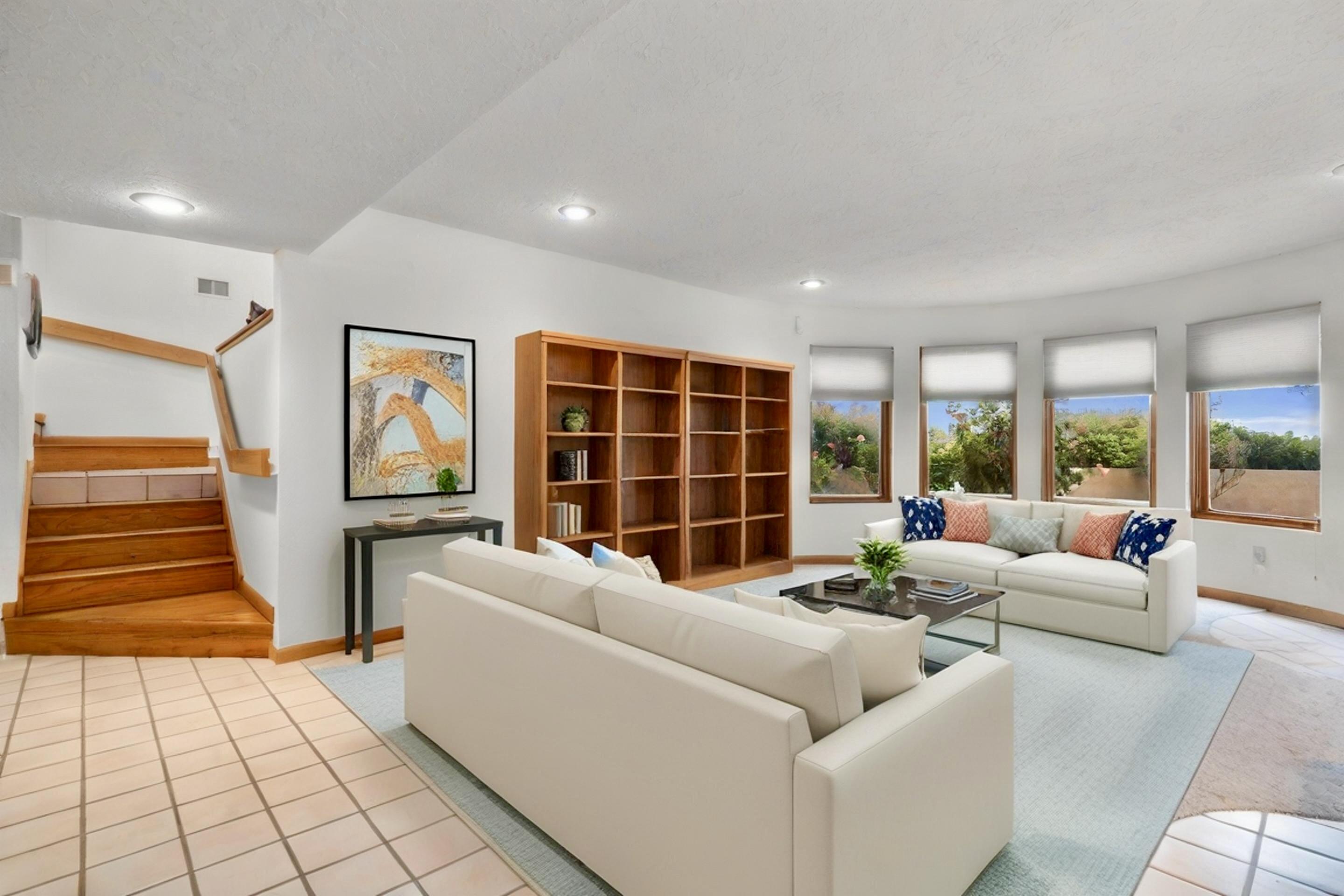 12001 DEL REY Avenue NE