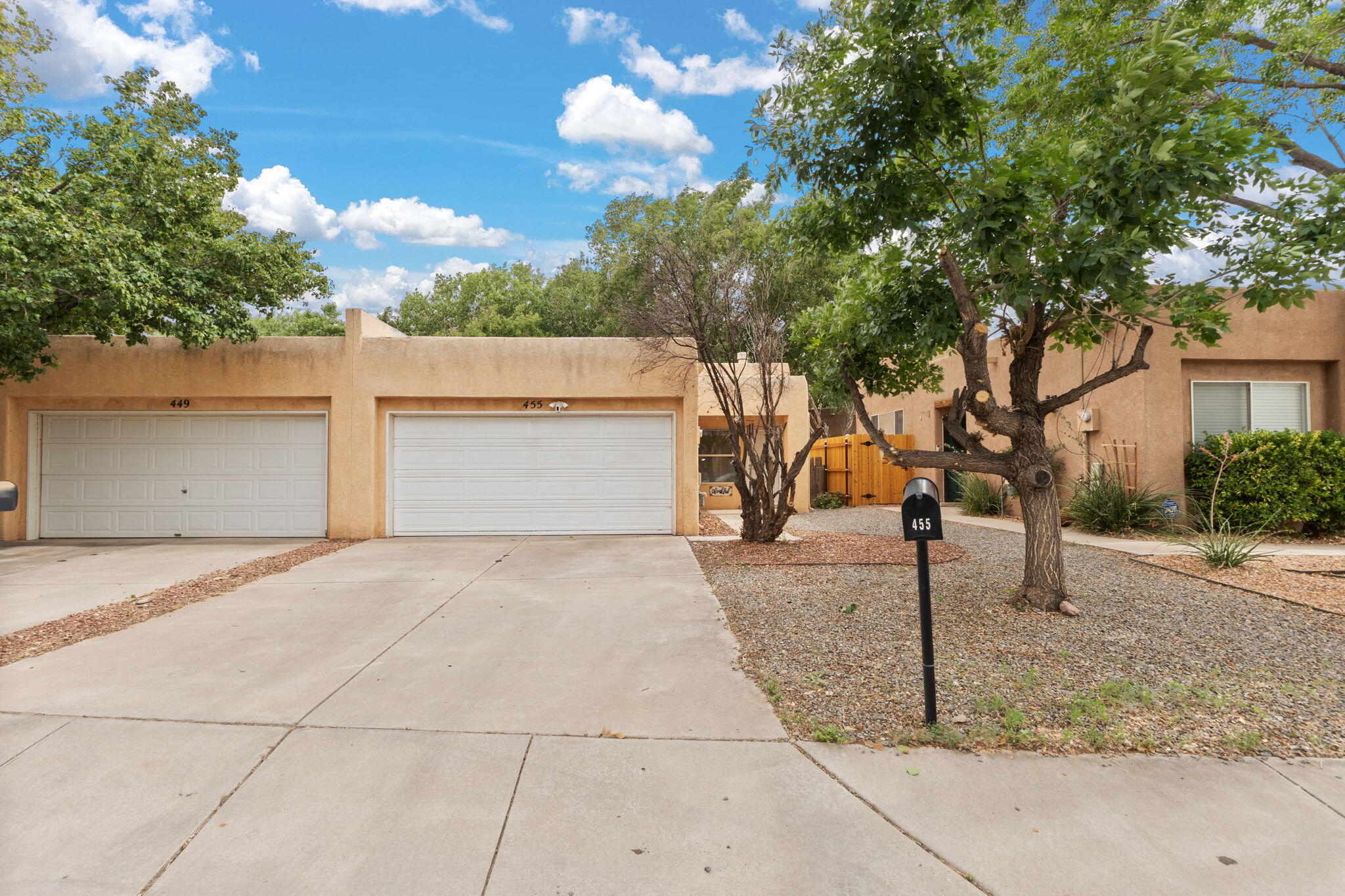 455 COLONIAL Avenue SW