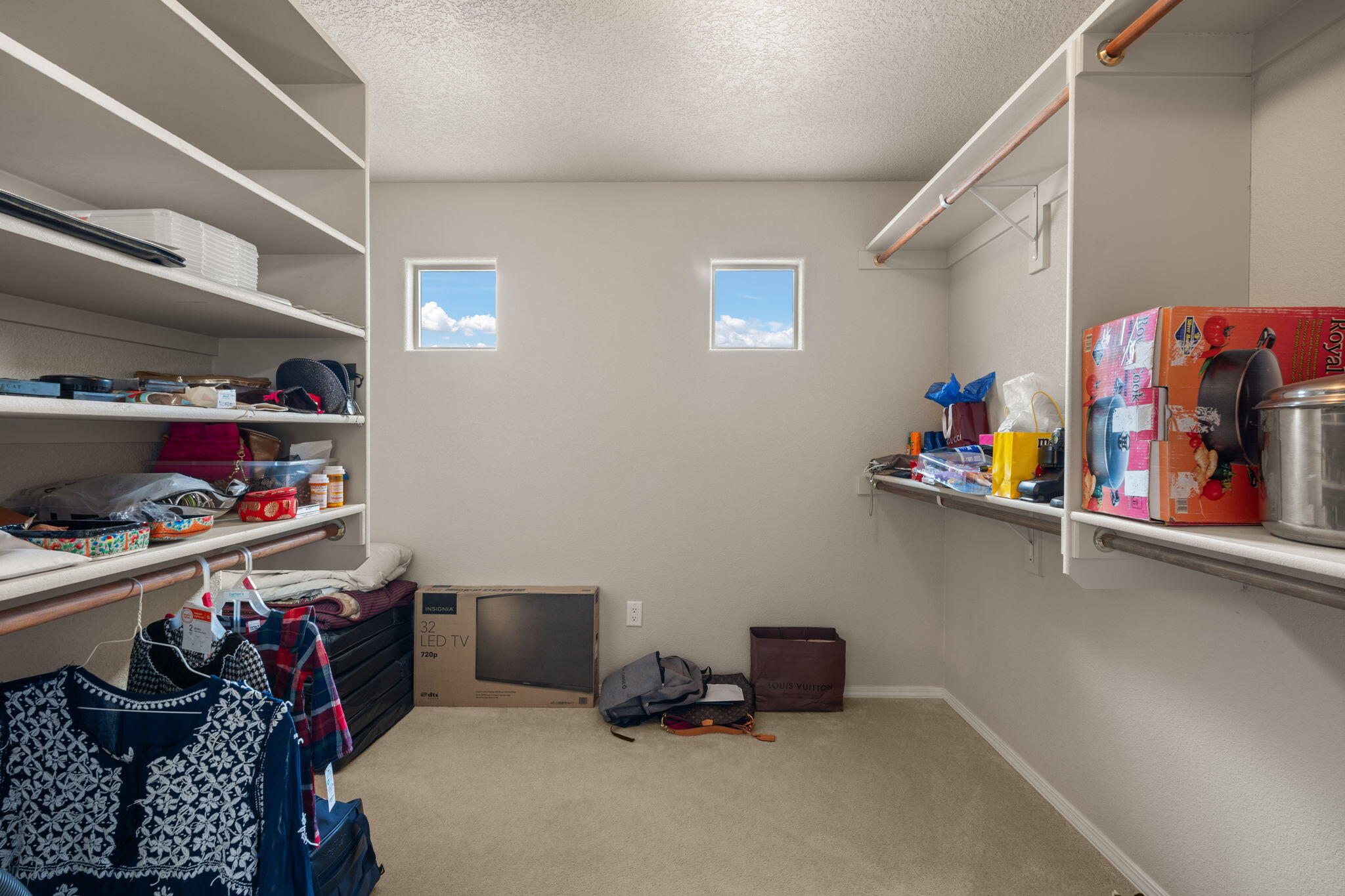 8134 SAND SPRINGS Circle NW