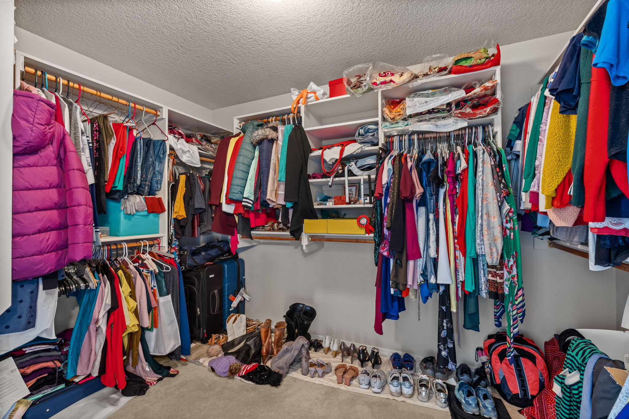 8134 SAND SPRINGS Circle NW