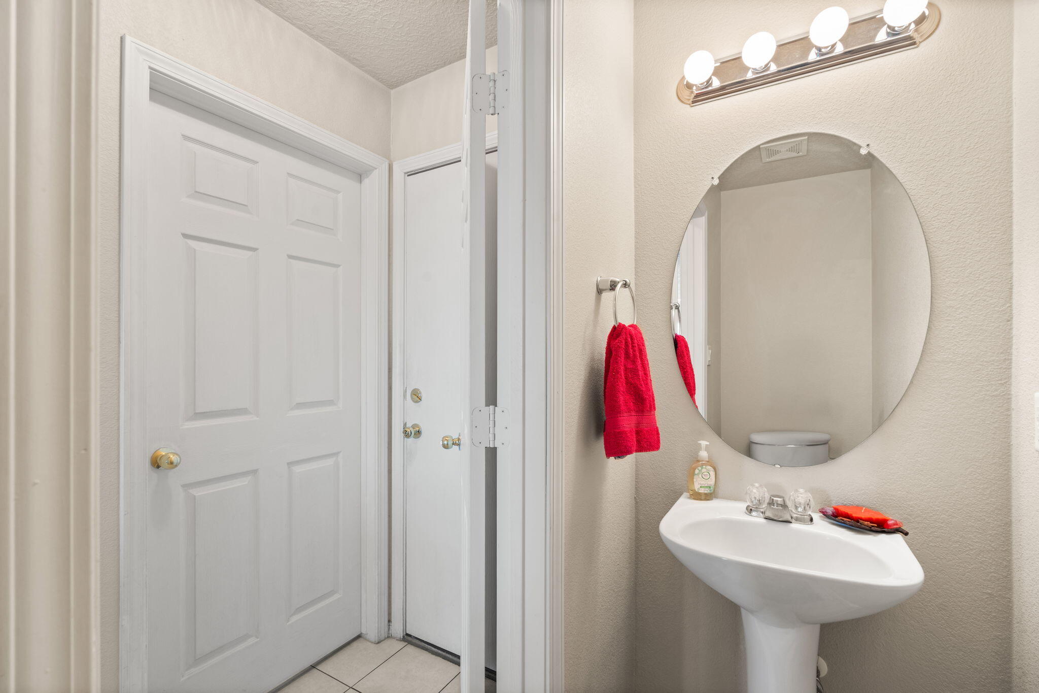 8134 SAND SPRINGS Circle NW