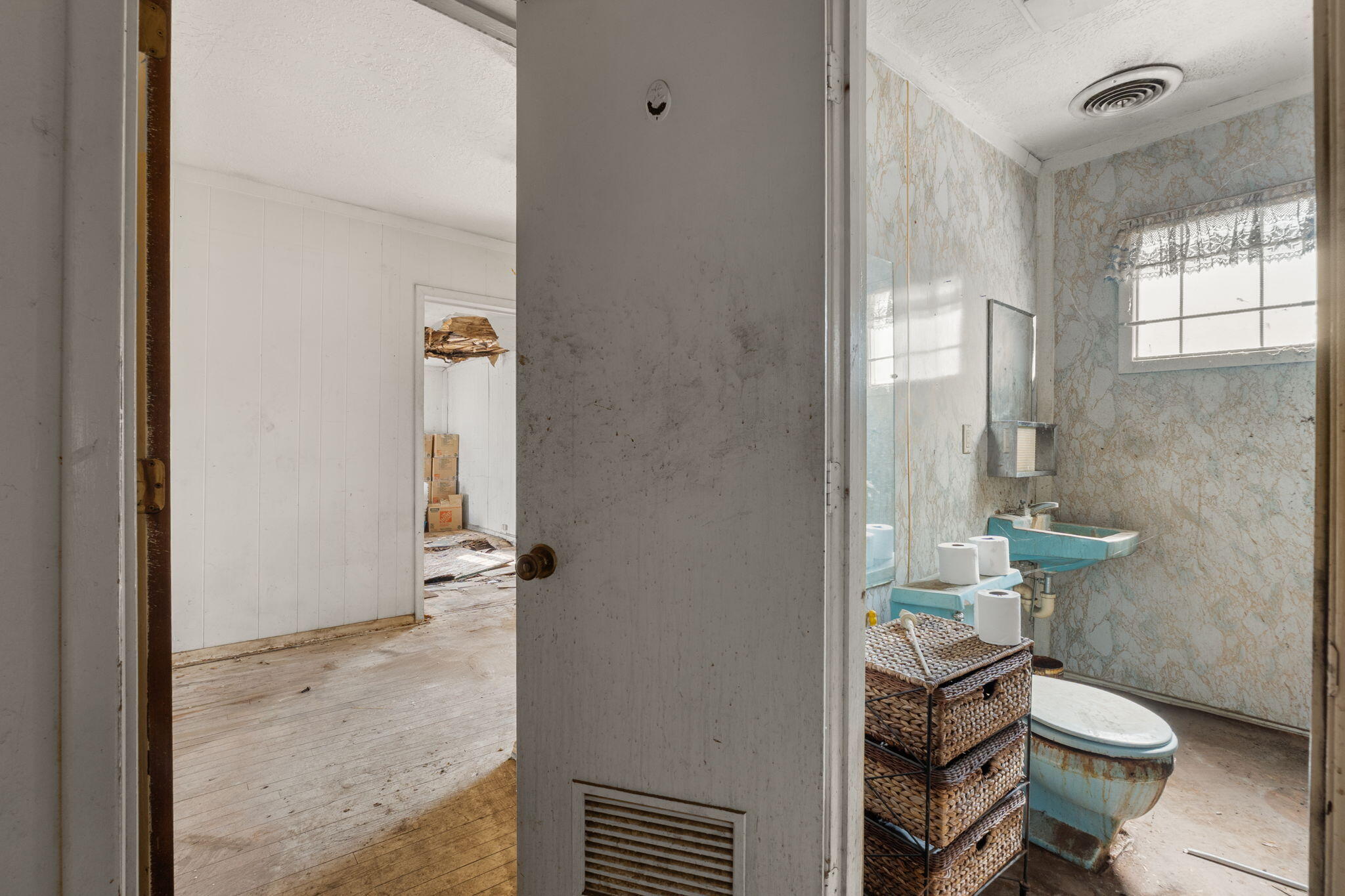 115 CANDELARIA Road NW