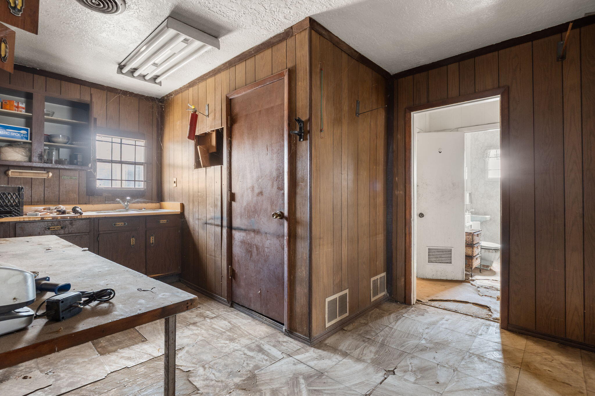 115 CANDELARIA Road NW