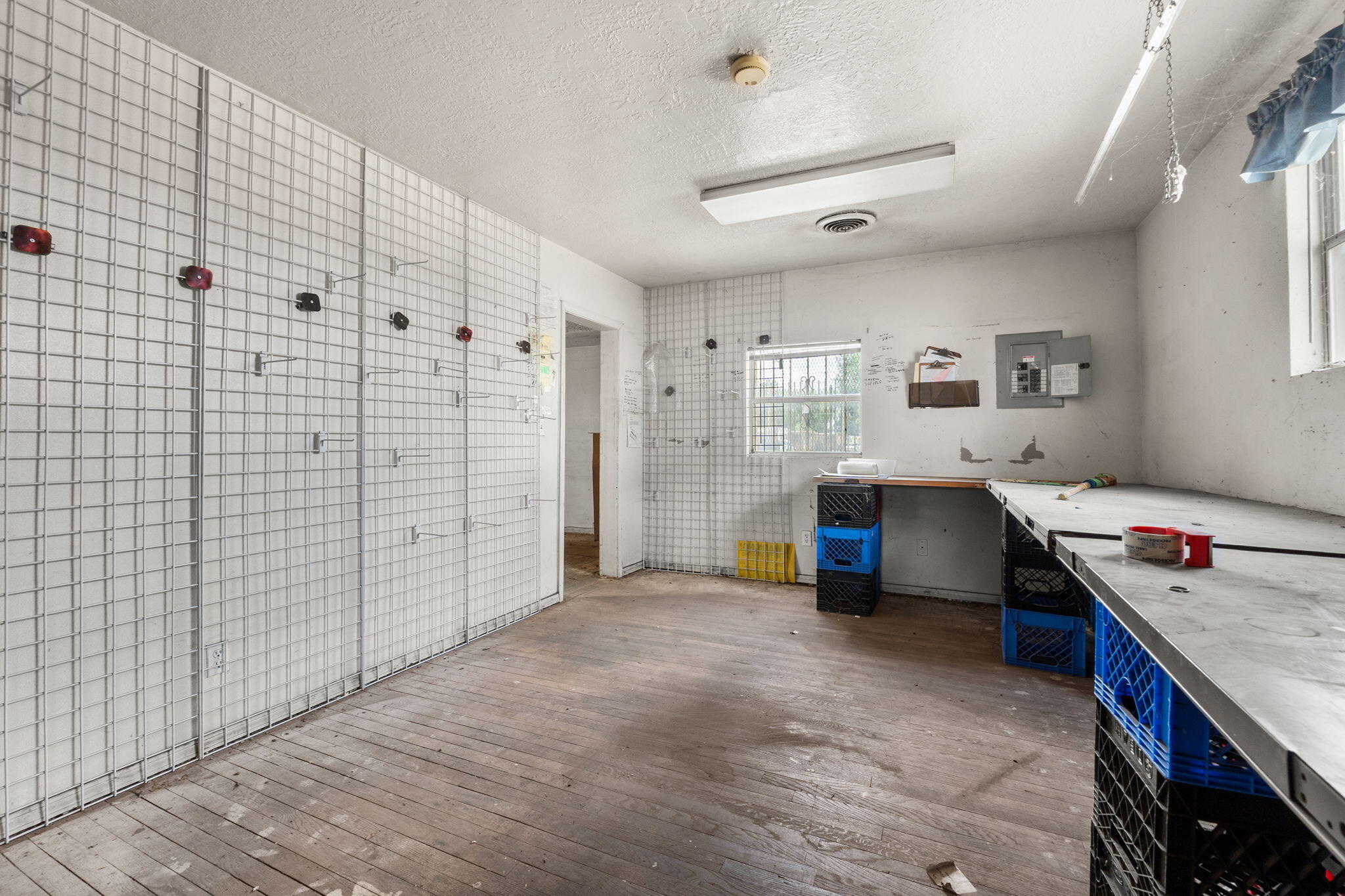 115 CANDELARIA Road NW