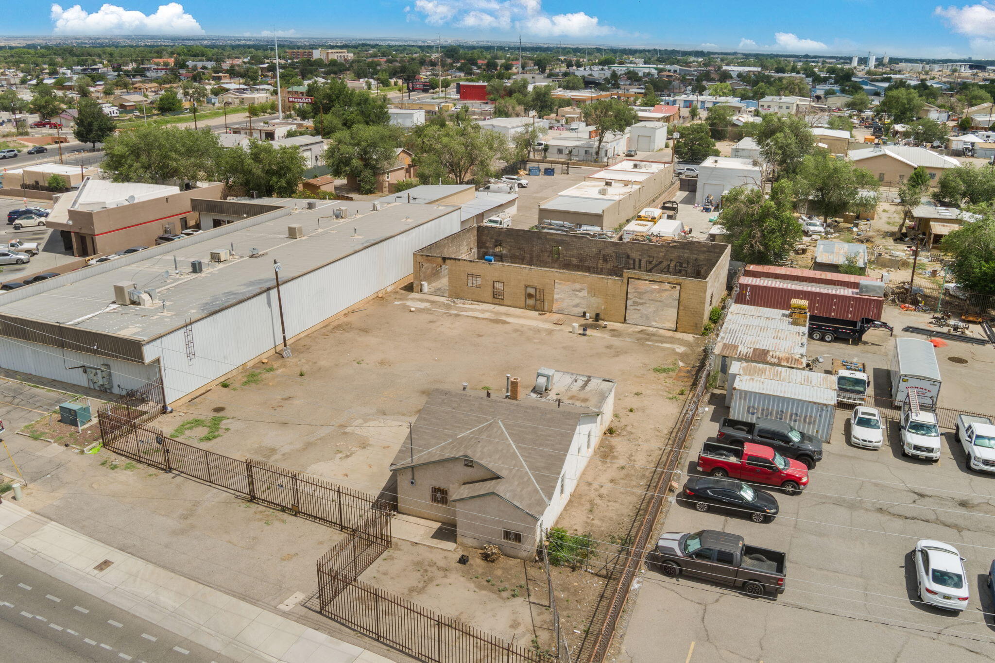 115 CANDELARIA Road NW