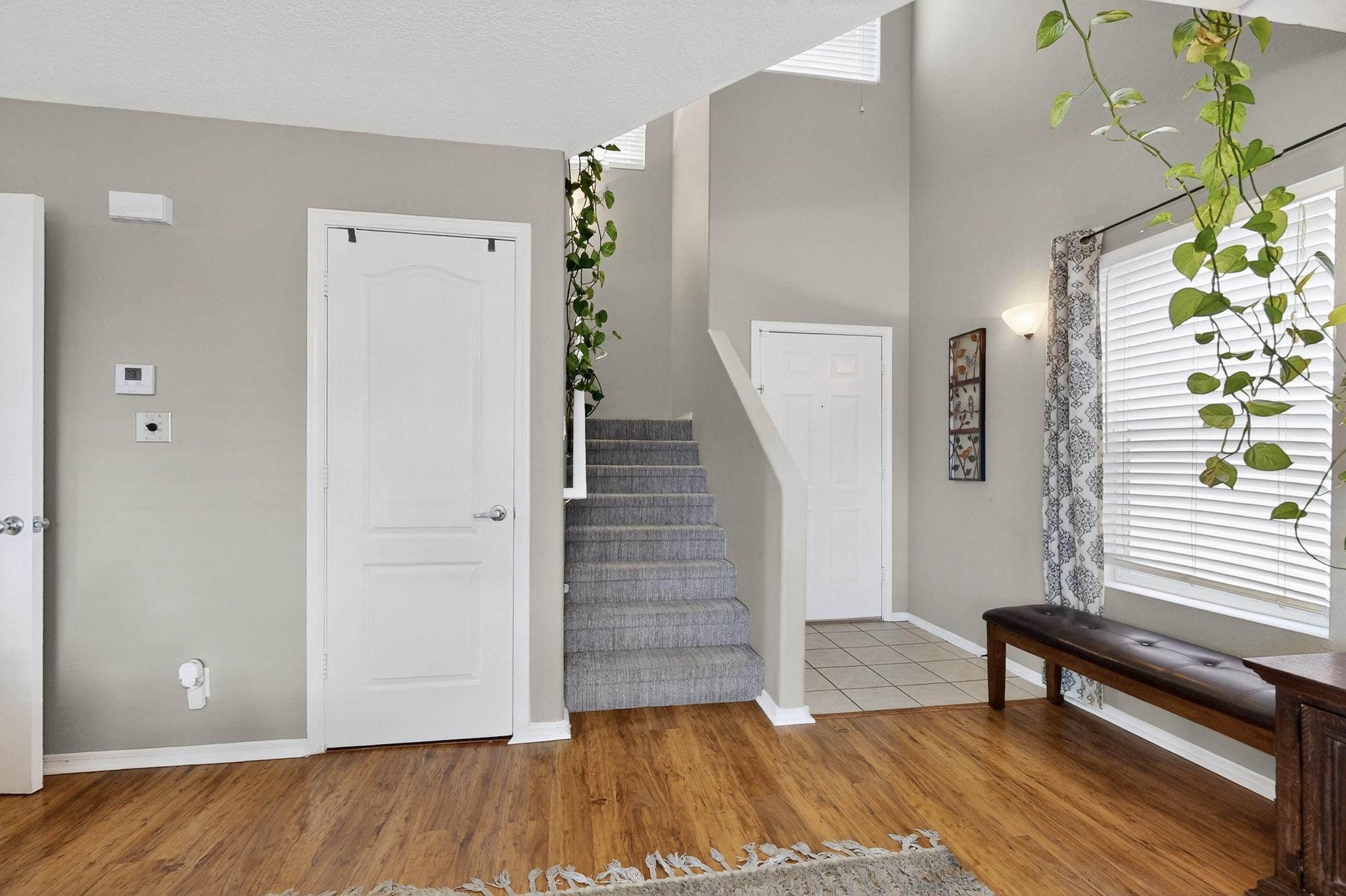 7009 Red Hawk Road NE