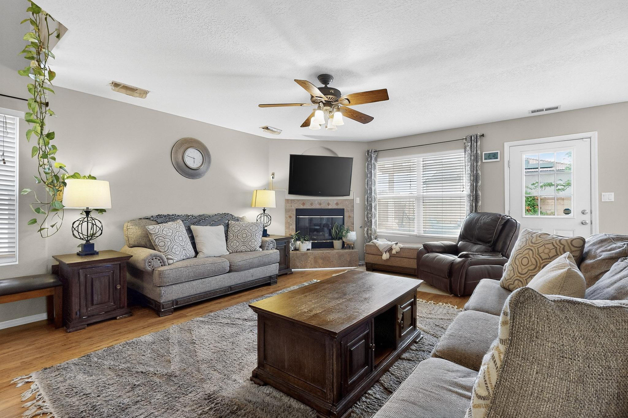 7009 Red Hawk Road NE