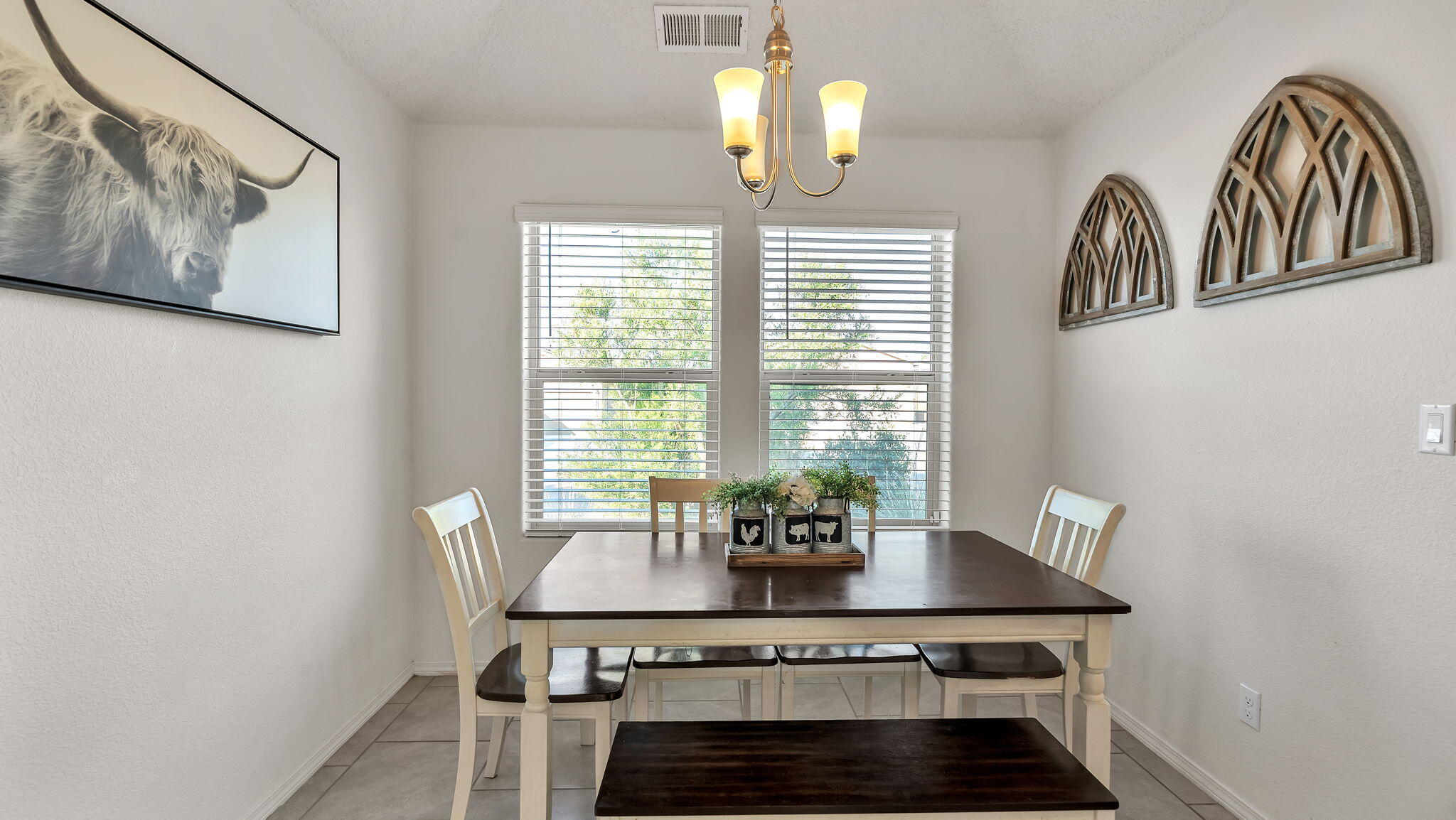 2404 DEL TIMBRE Lane SW