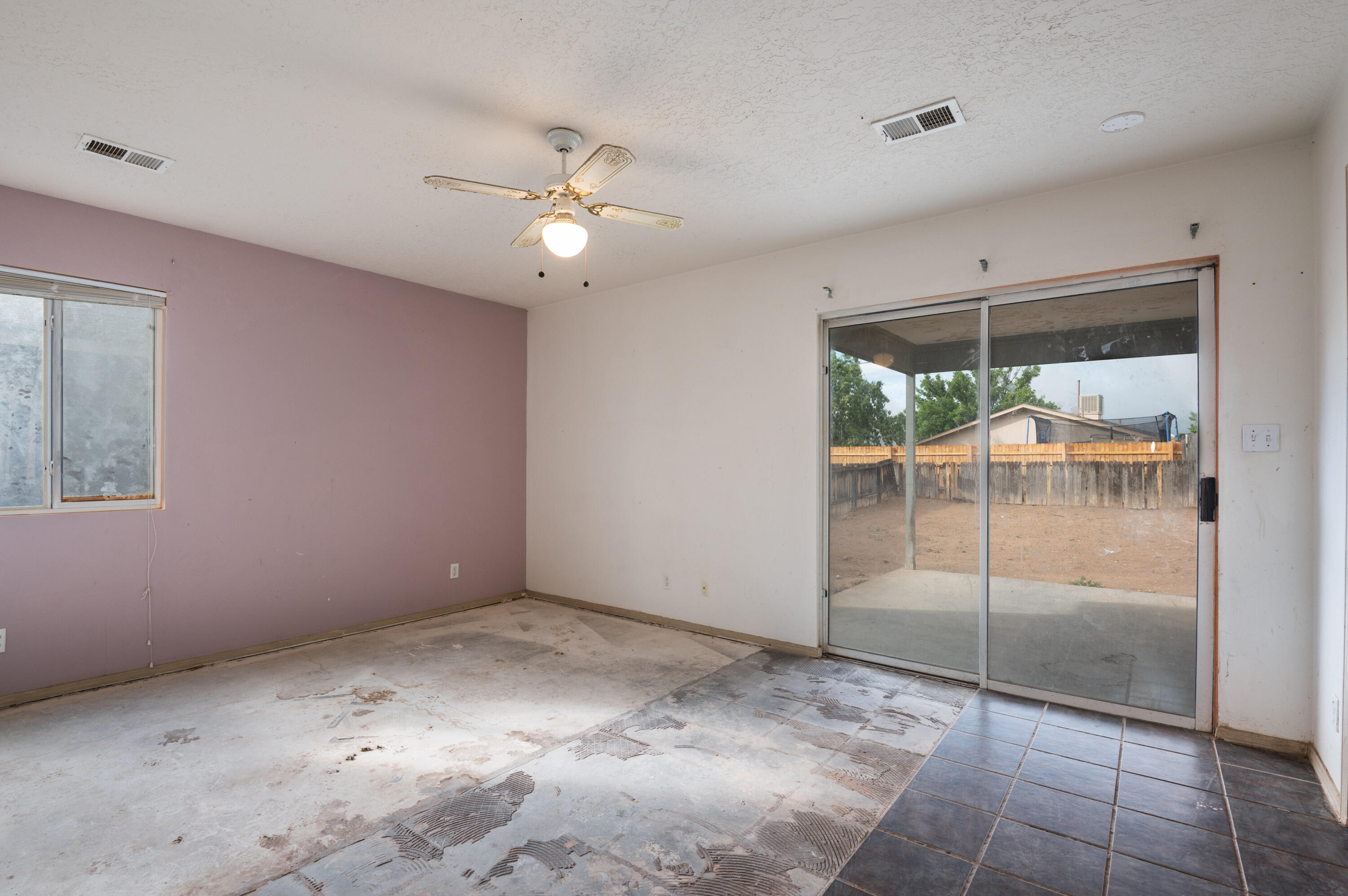 704 SANTA FE MEADOWS Drive NE