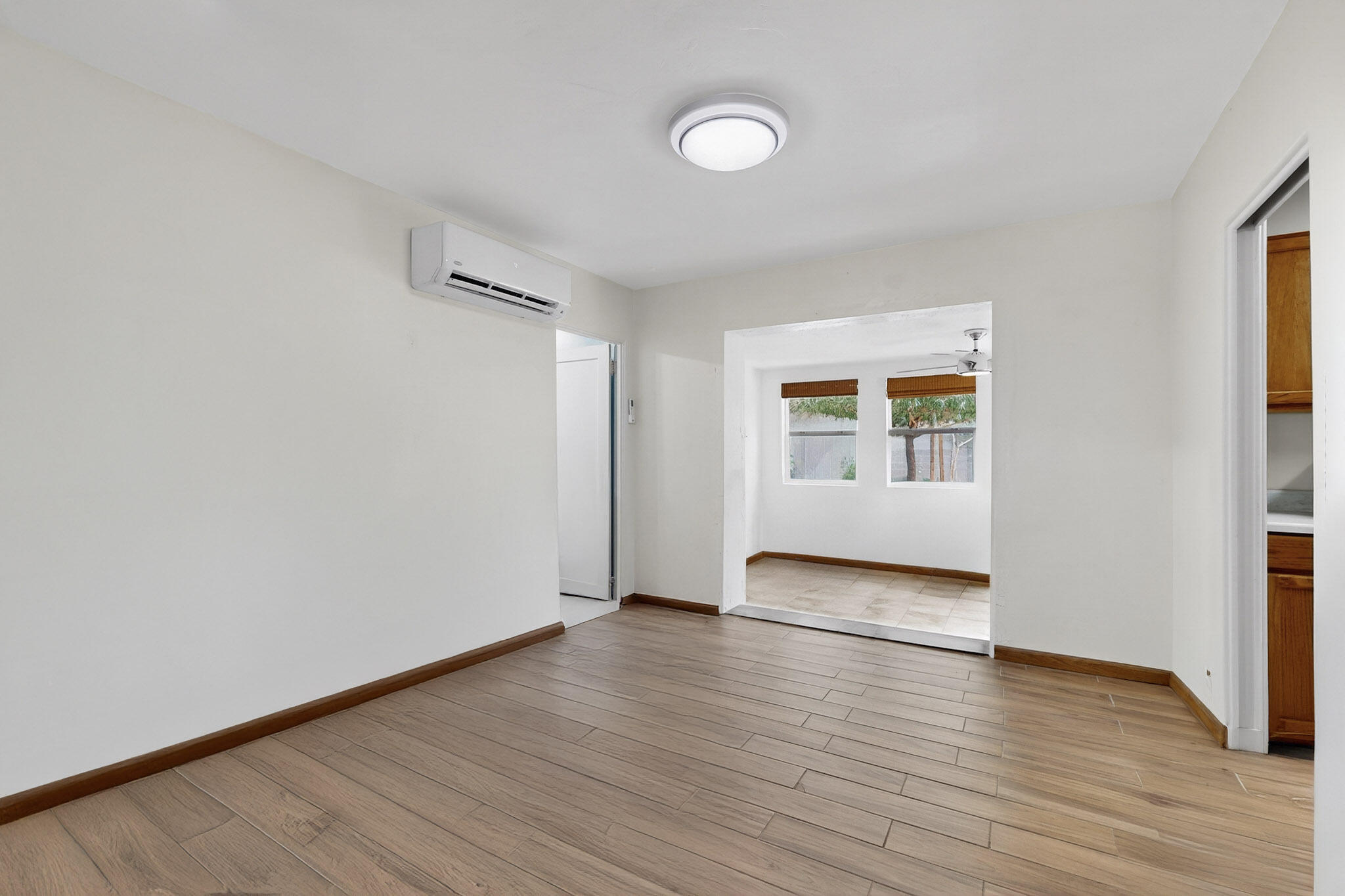 7719 Euclid Avenue NE