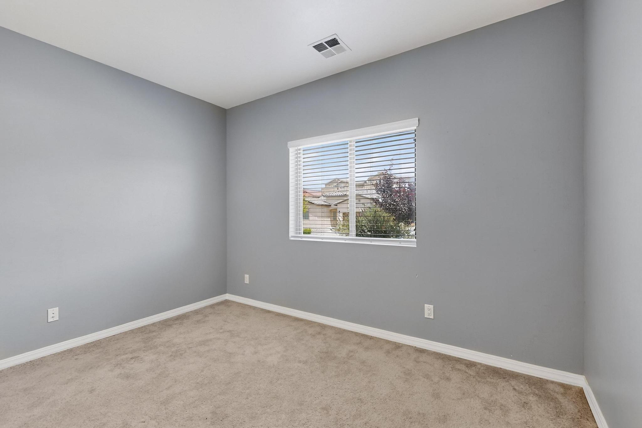 1189 FASCINATION Street NE