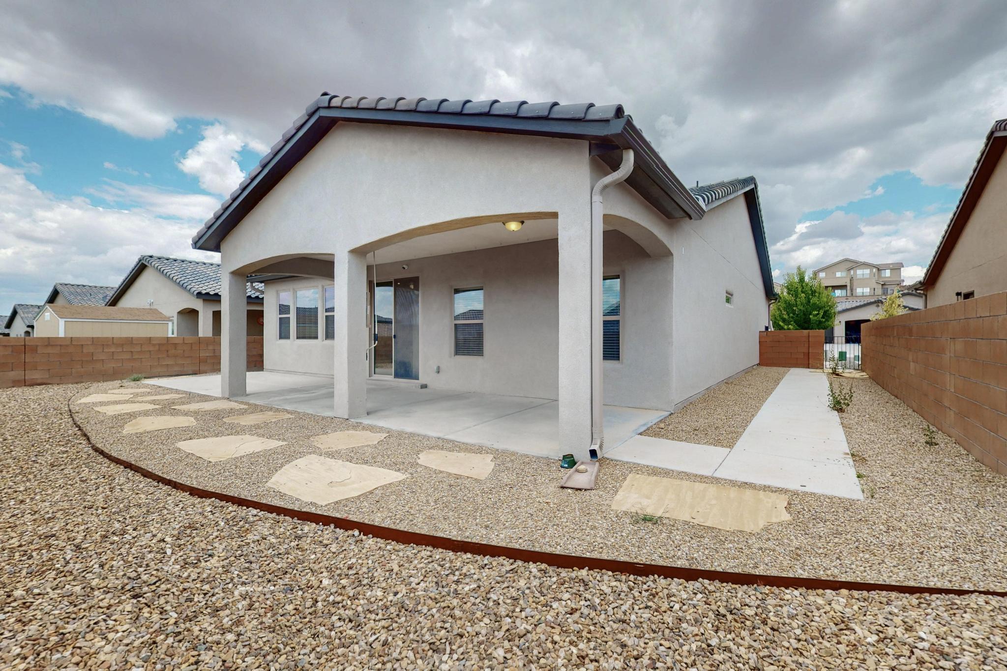 1189 FASCINATION Street NE