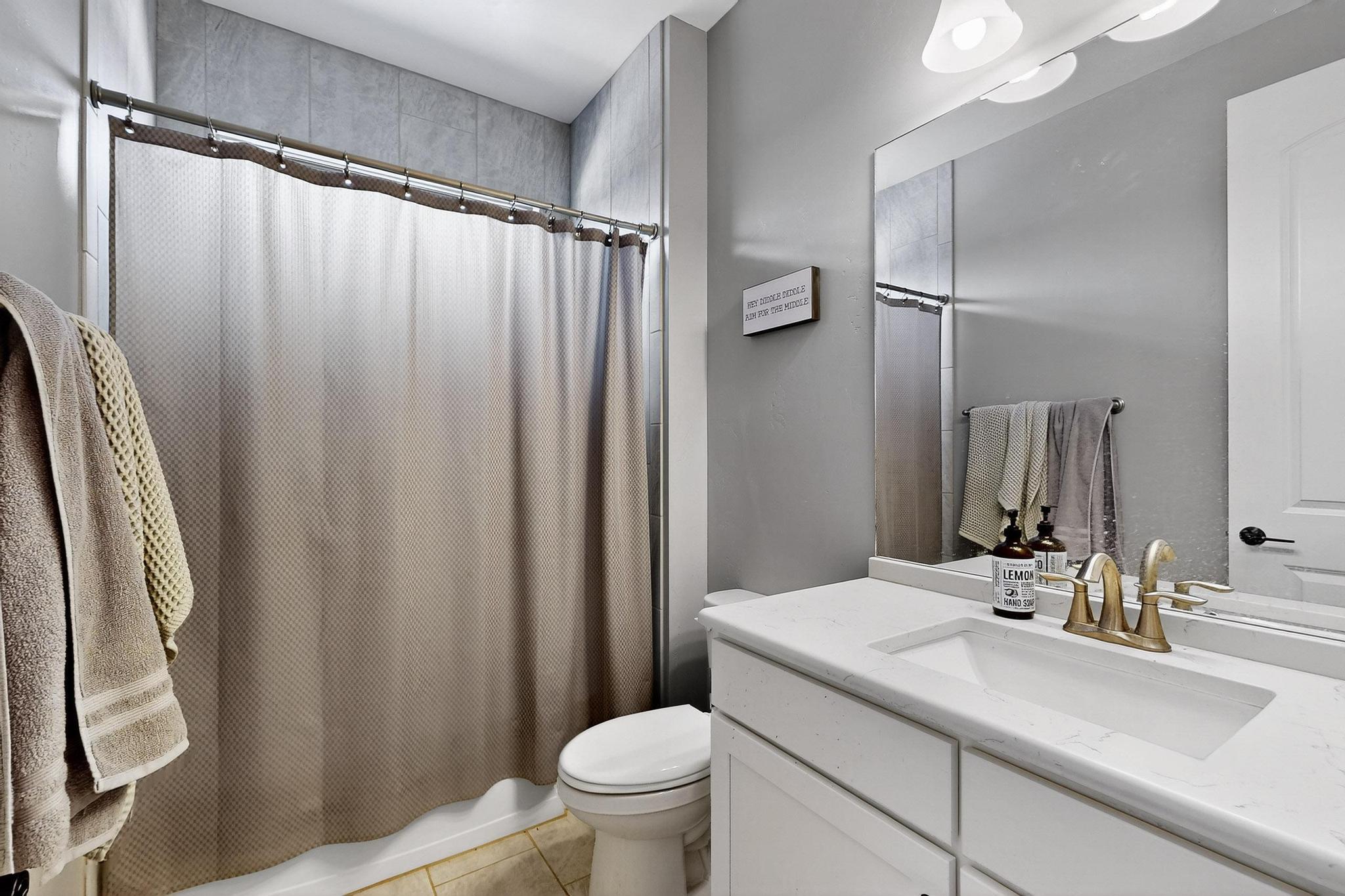 1189 FASCINATION Street NE