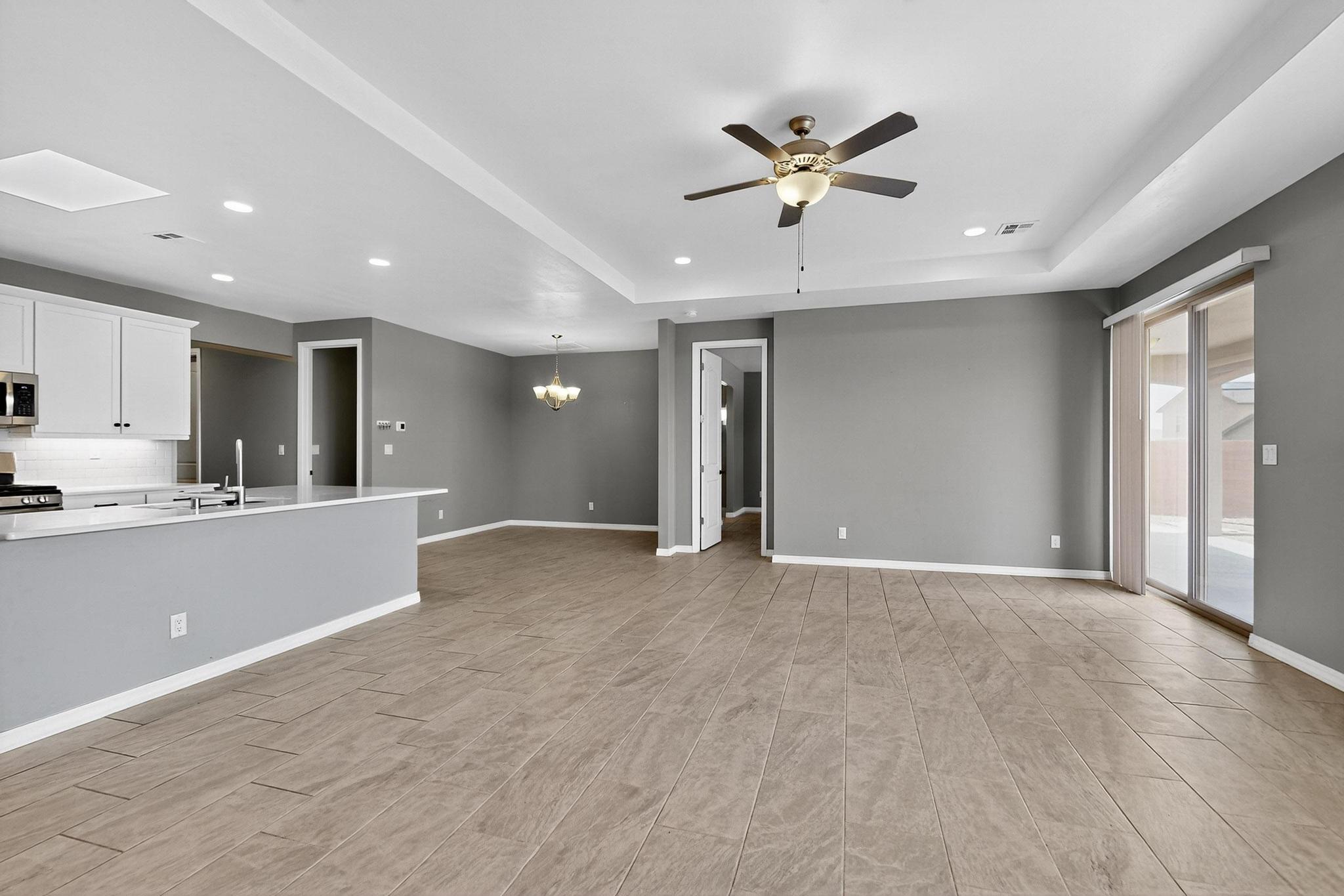 1189 FASCINATION Street NE