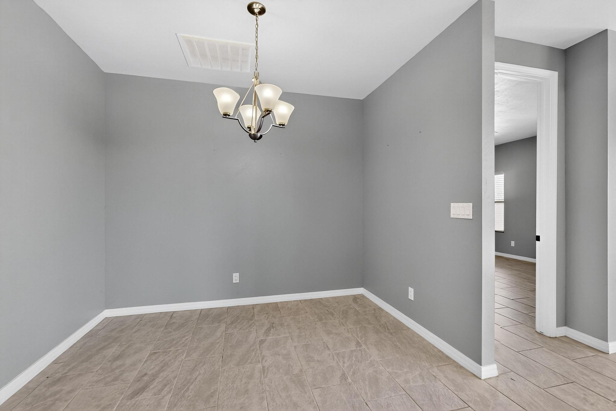 1189 FASCINATION Street NE