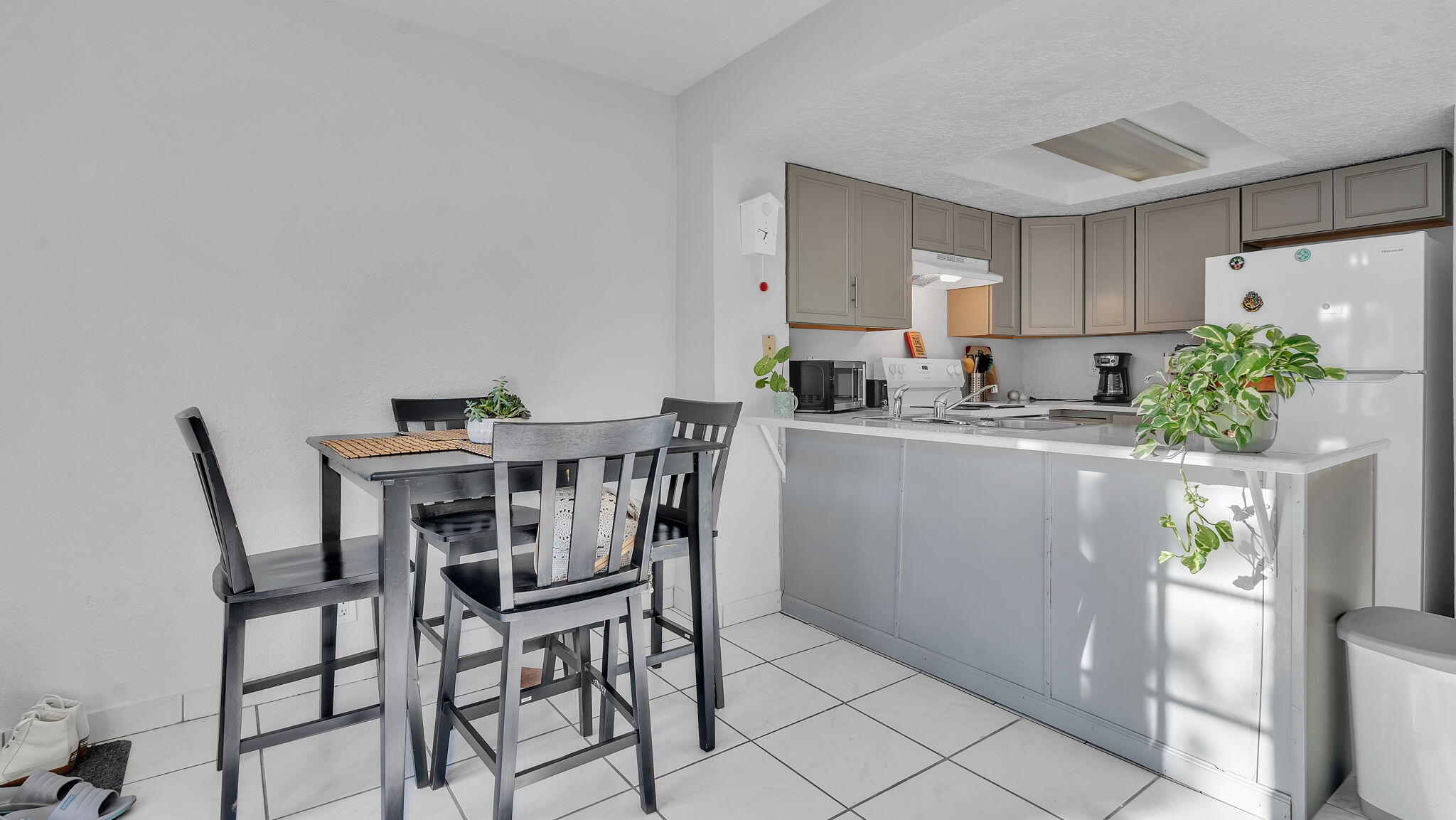 6041 SEQUOIA Road NW B3