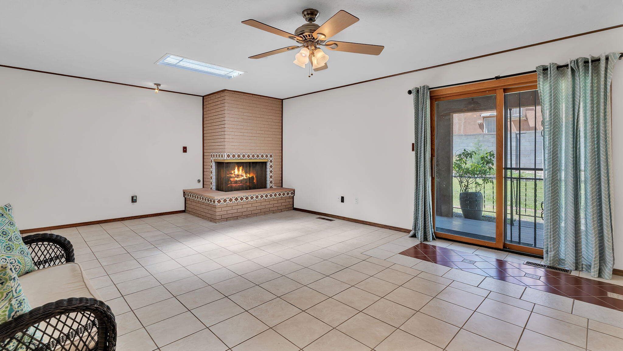 13101 COMANCHE Road NE