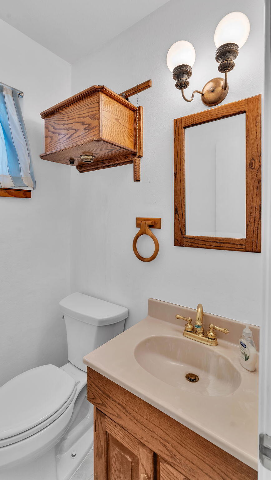 13101 COMANCHE Road NE