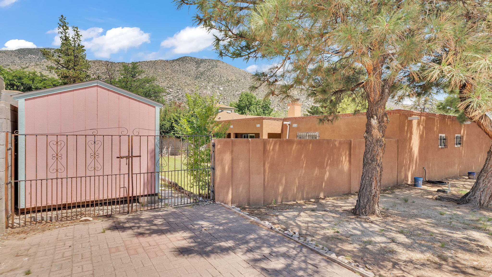 13101 COMANCHE Road NE