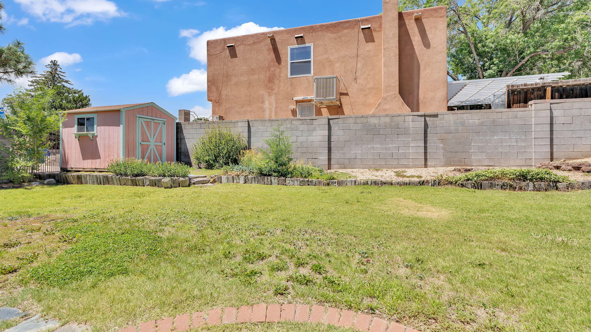 13101 COMANCHE Road NE