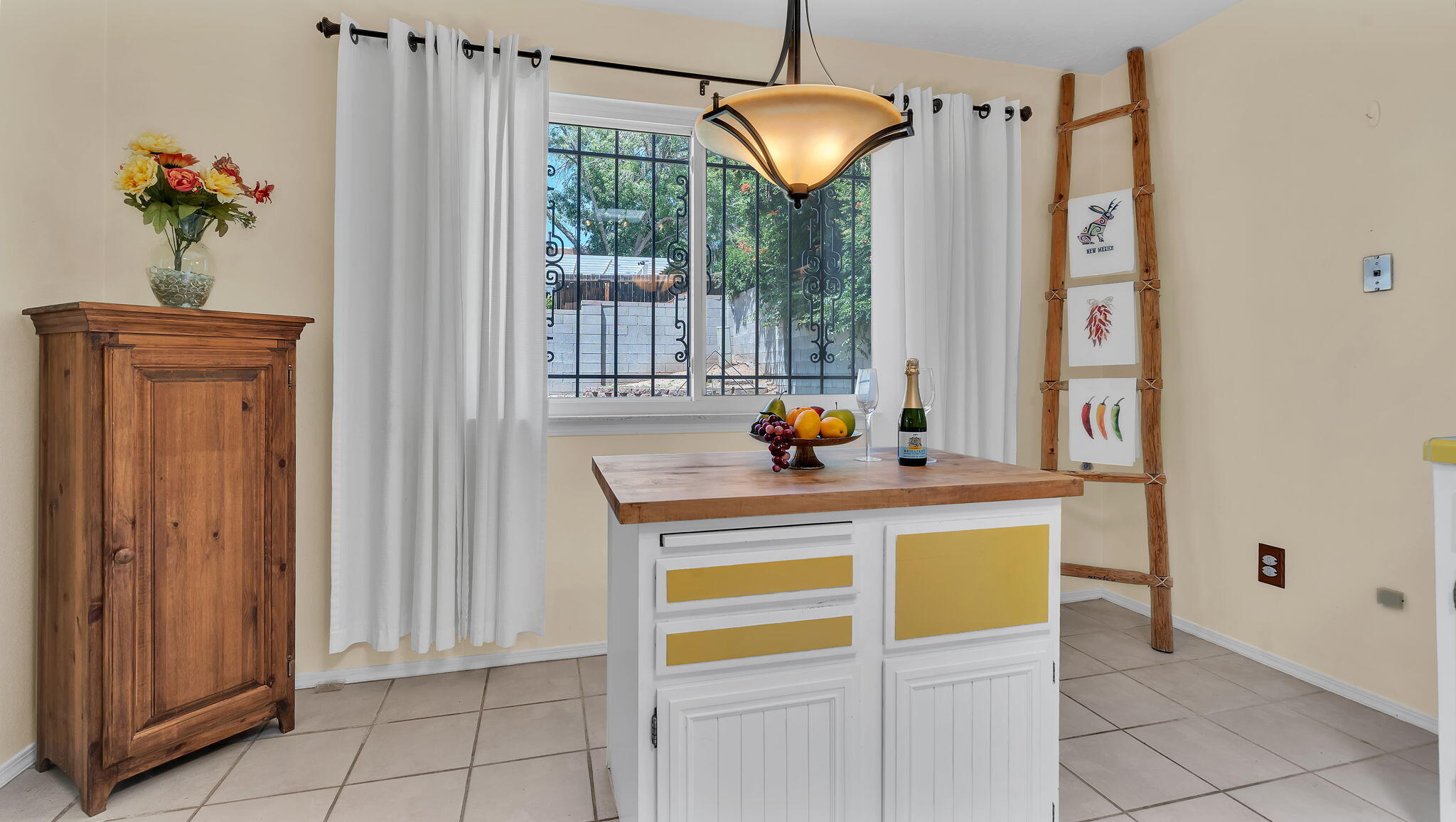 13101 COMANCHE Road NE