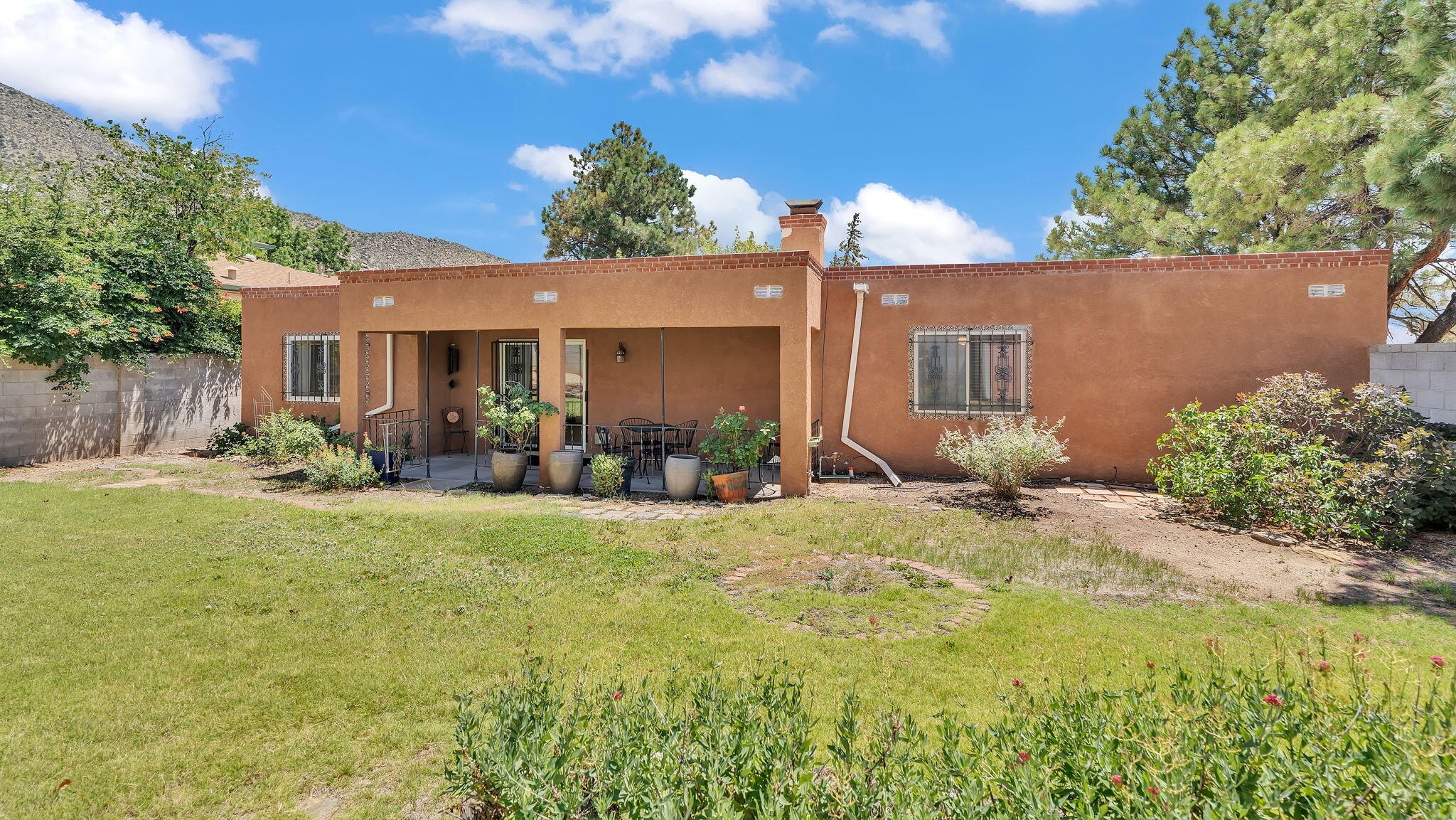 13101 COMANCHE Road NE