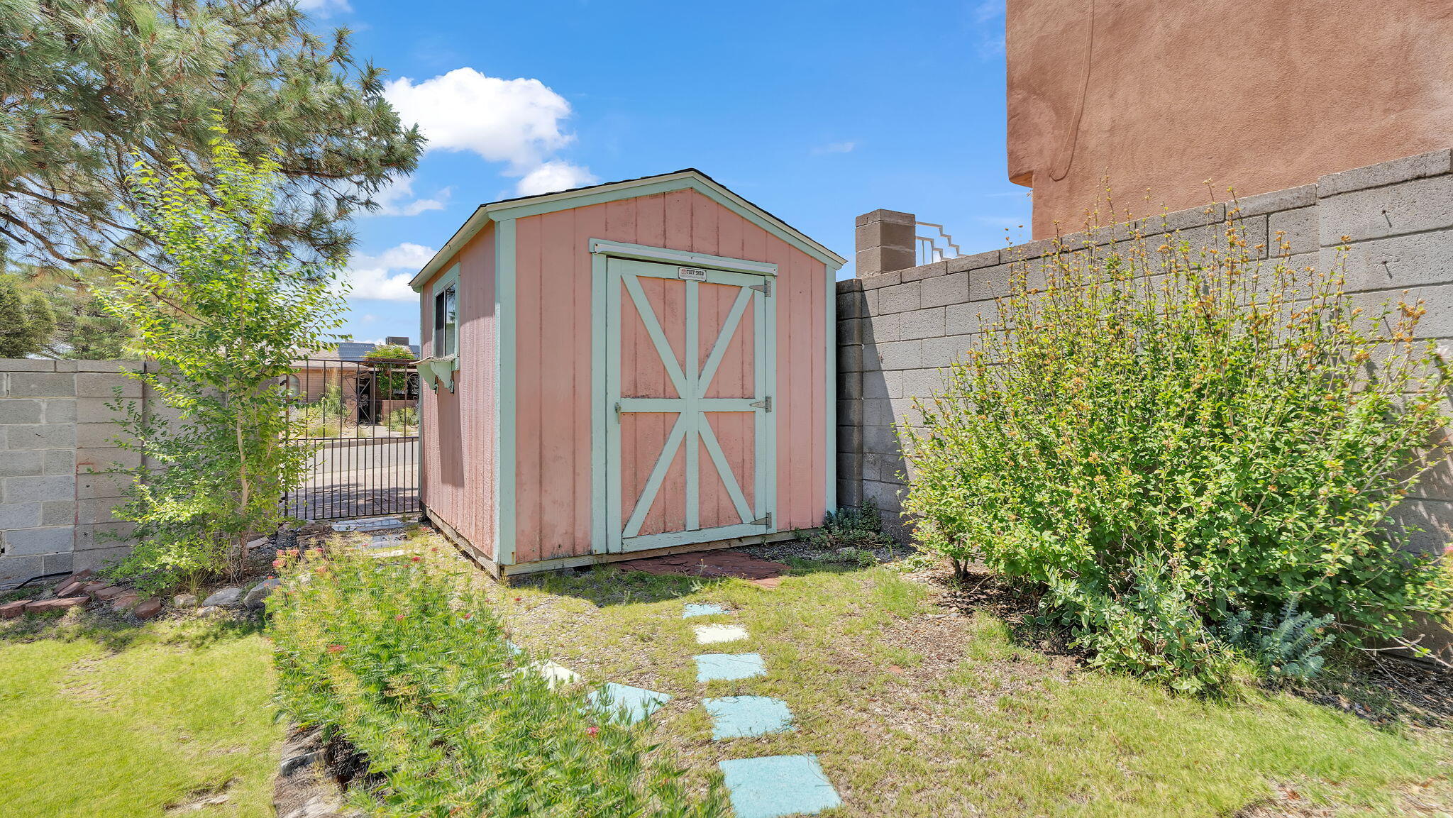 13101 COMANCHE Road NE