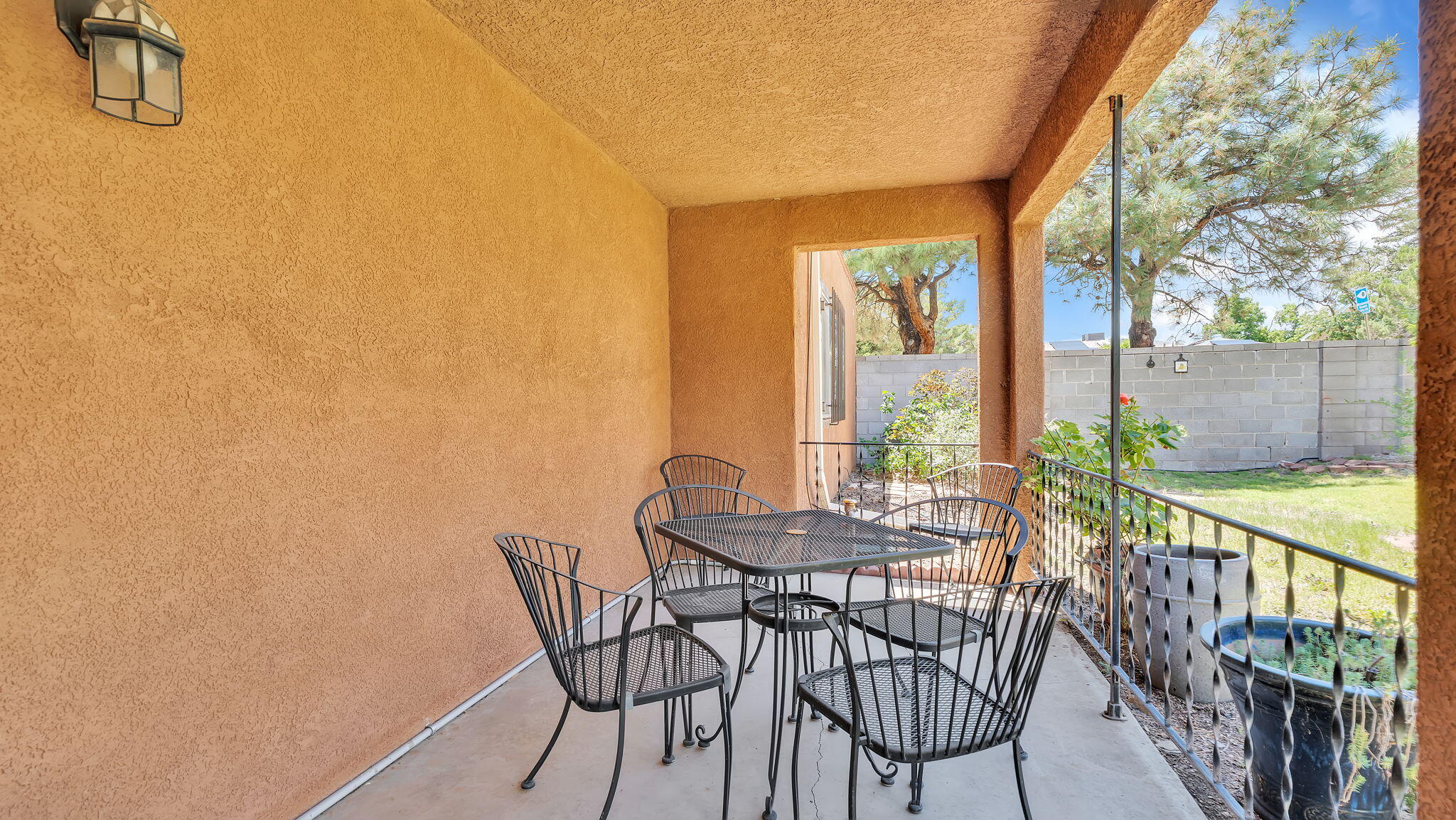 13101 COMANCHE Road NE