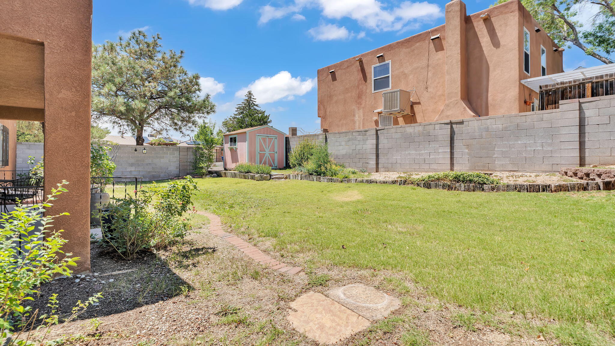 13101 COMANCHE Road NE