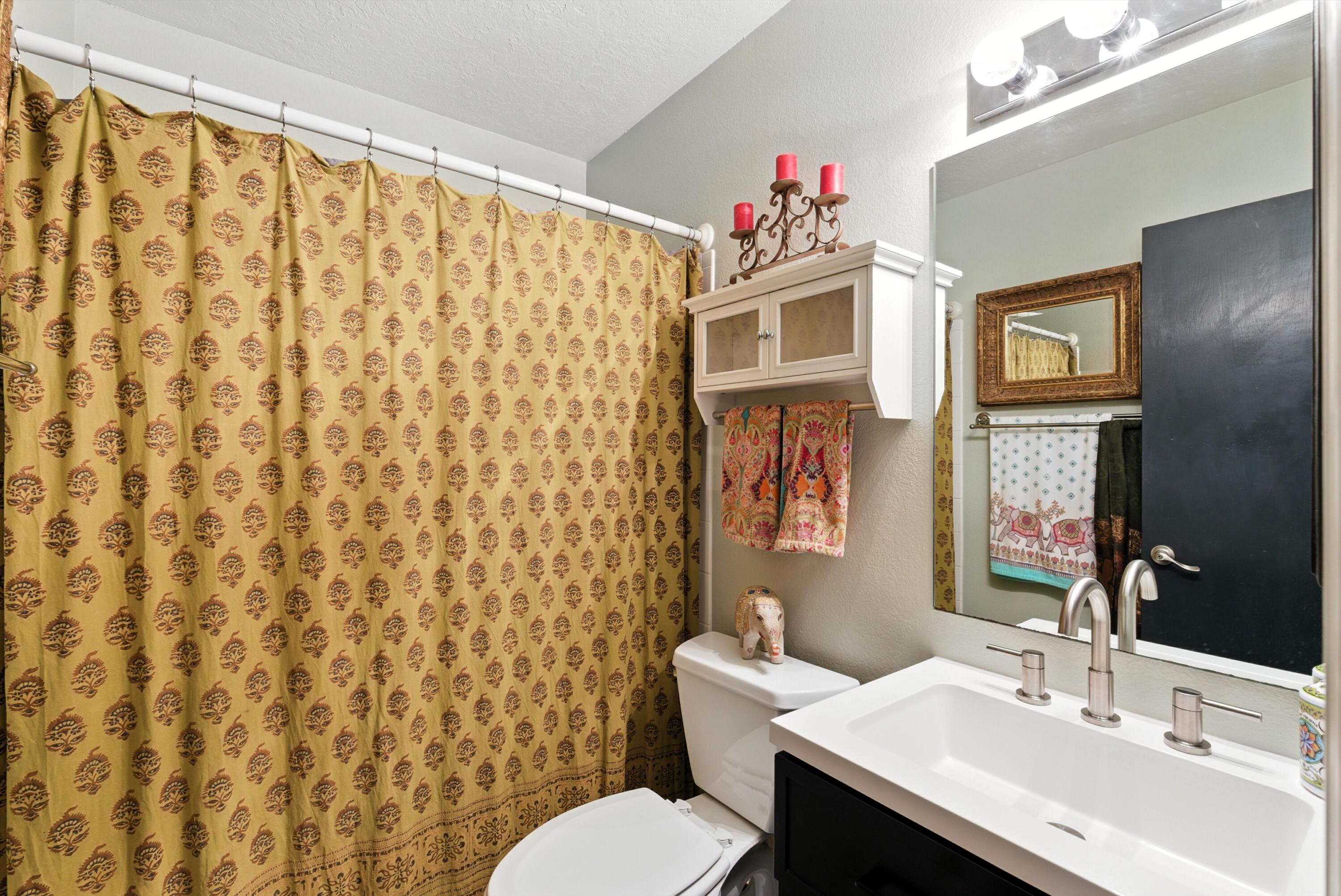 10308 Oso Grande Road NE