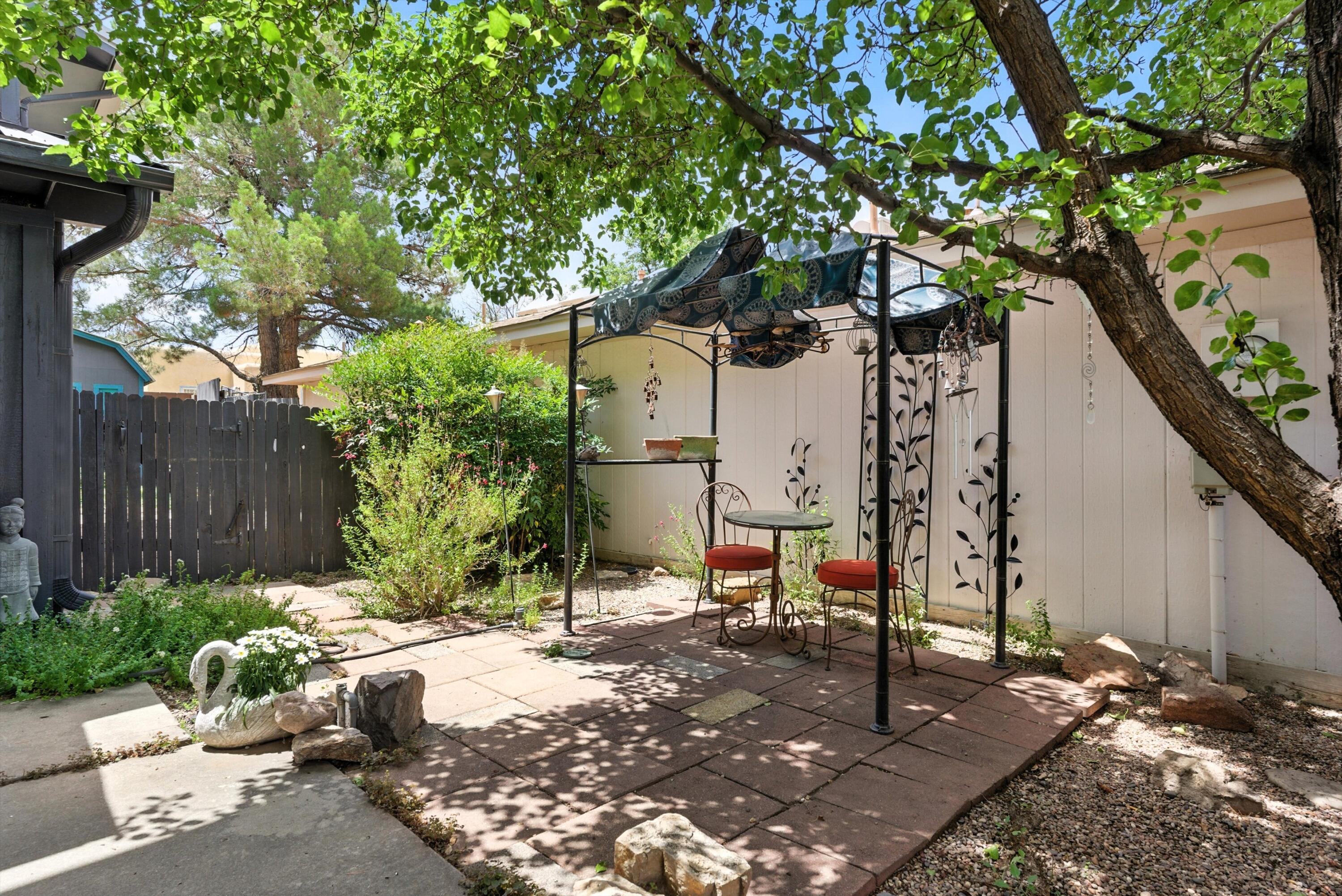 10308 Oso Grande Road NE