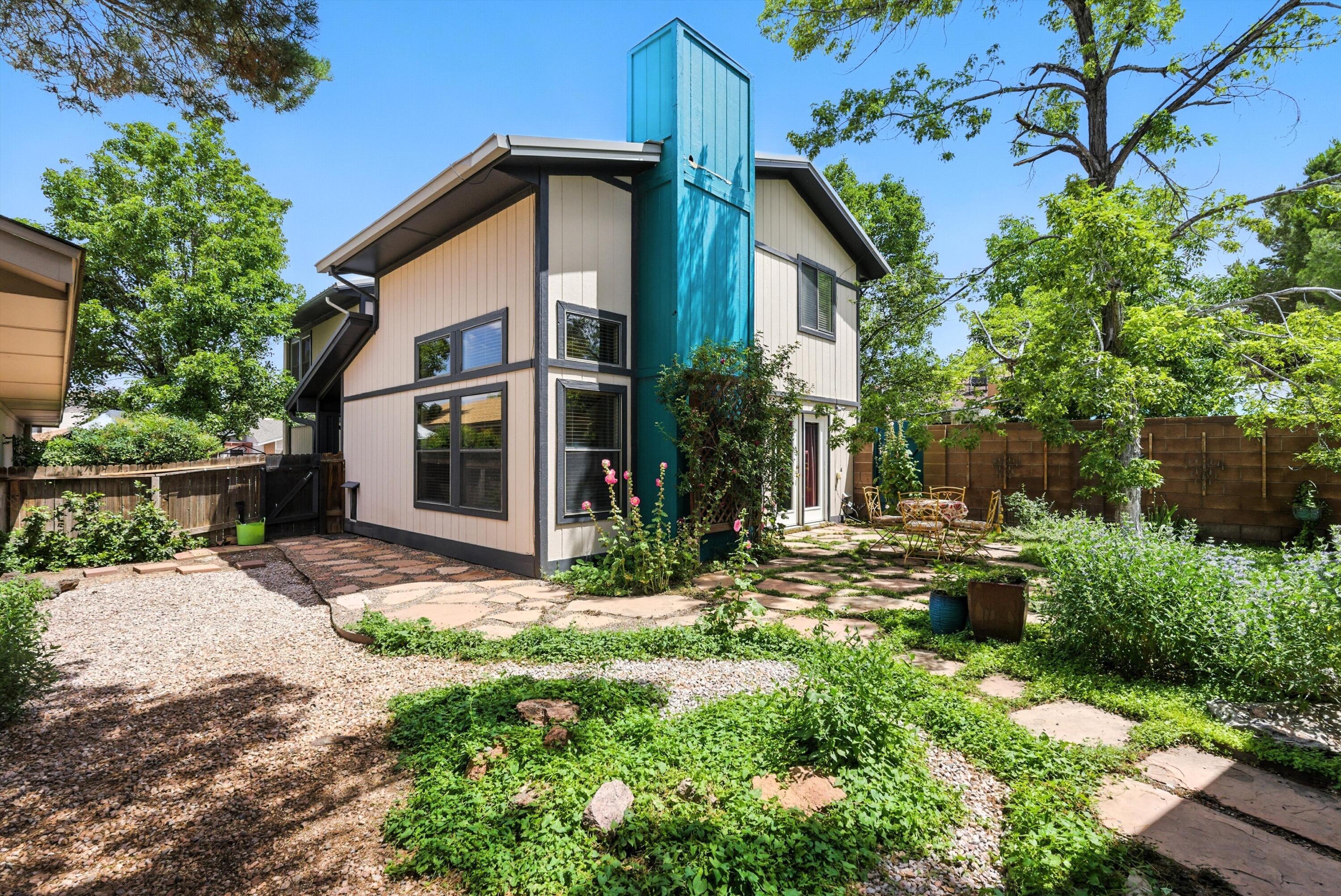 10308 Oso Grande Road NE