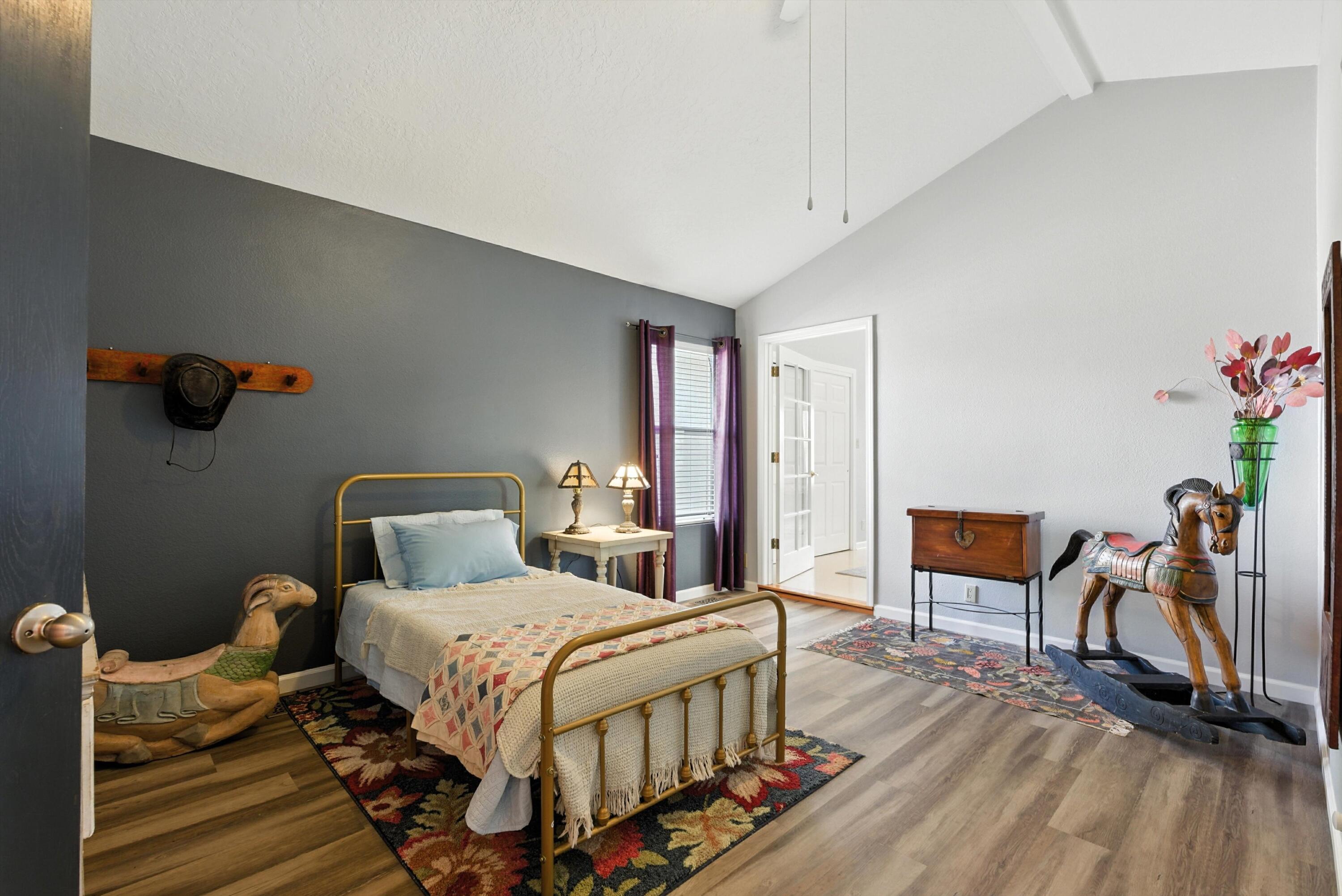 10308 Oso Grande Road NE