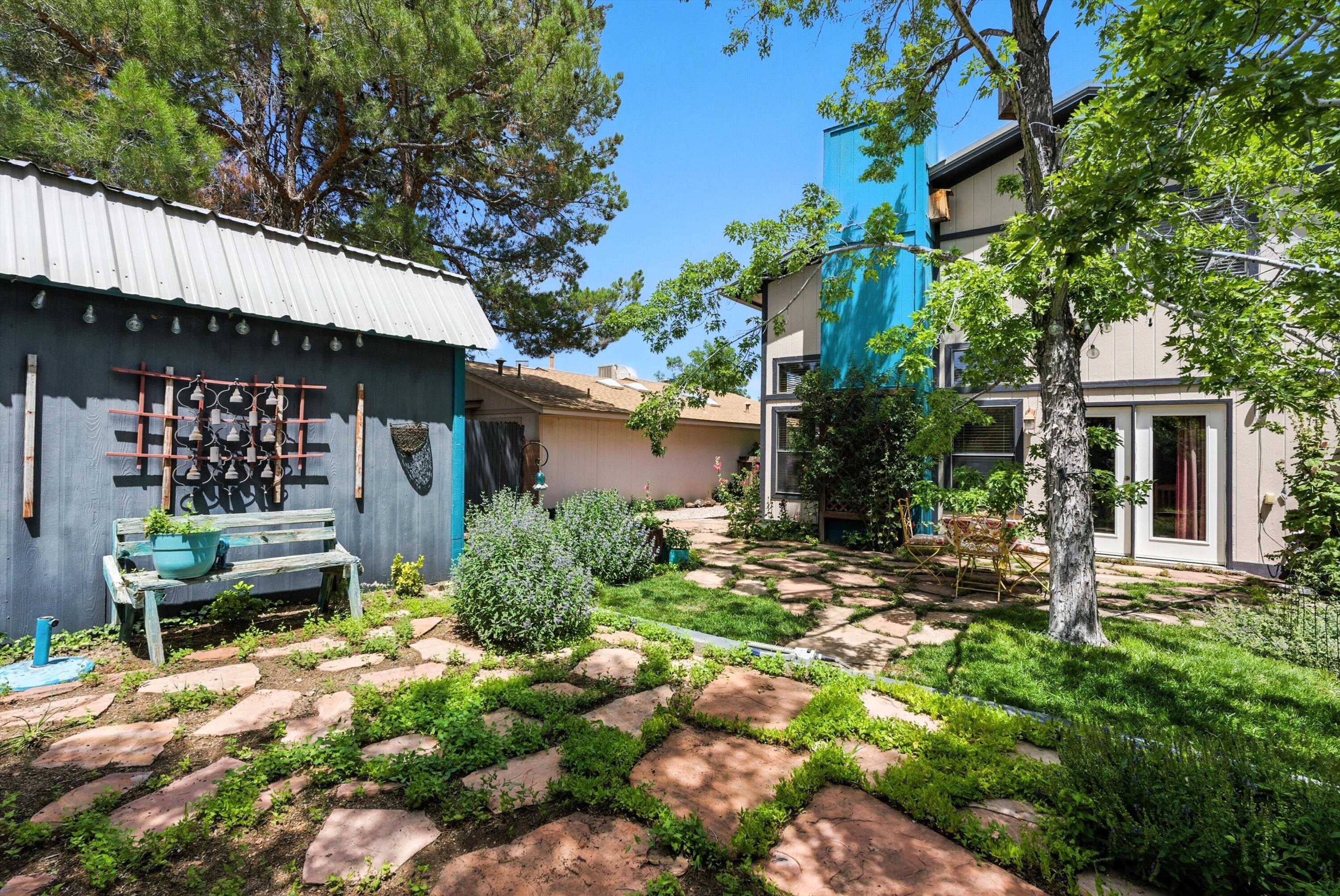 10308 Oso Grande Road NE