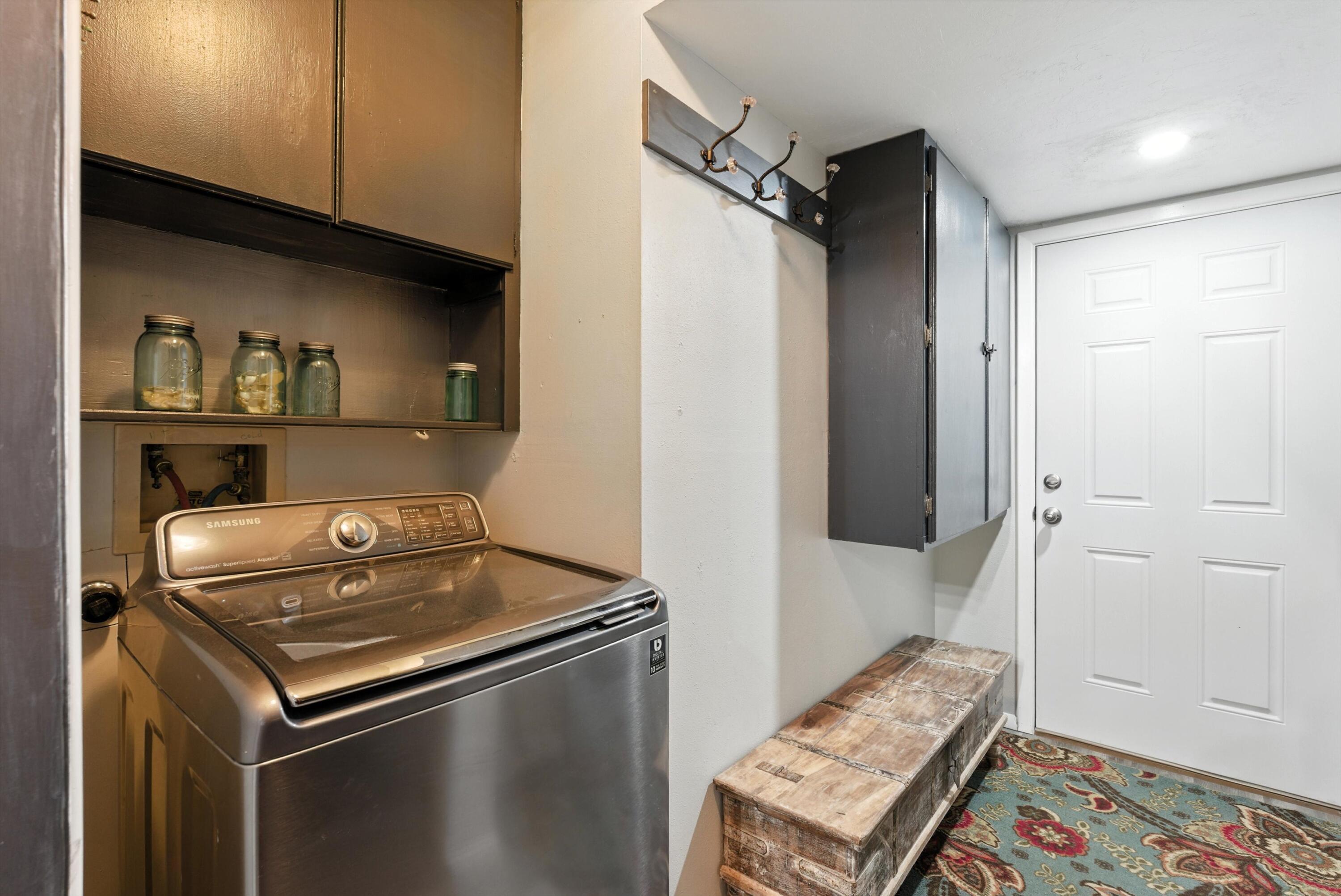 10308 Oso Grande Road NE