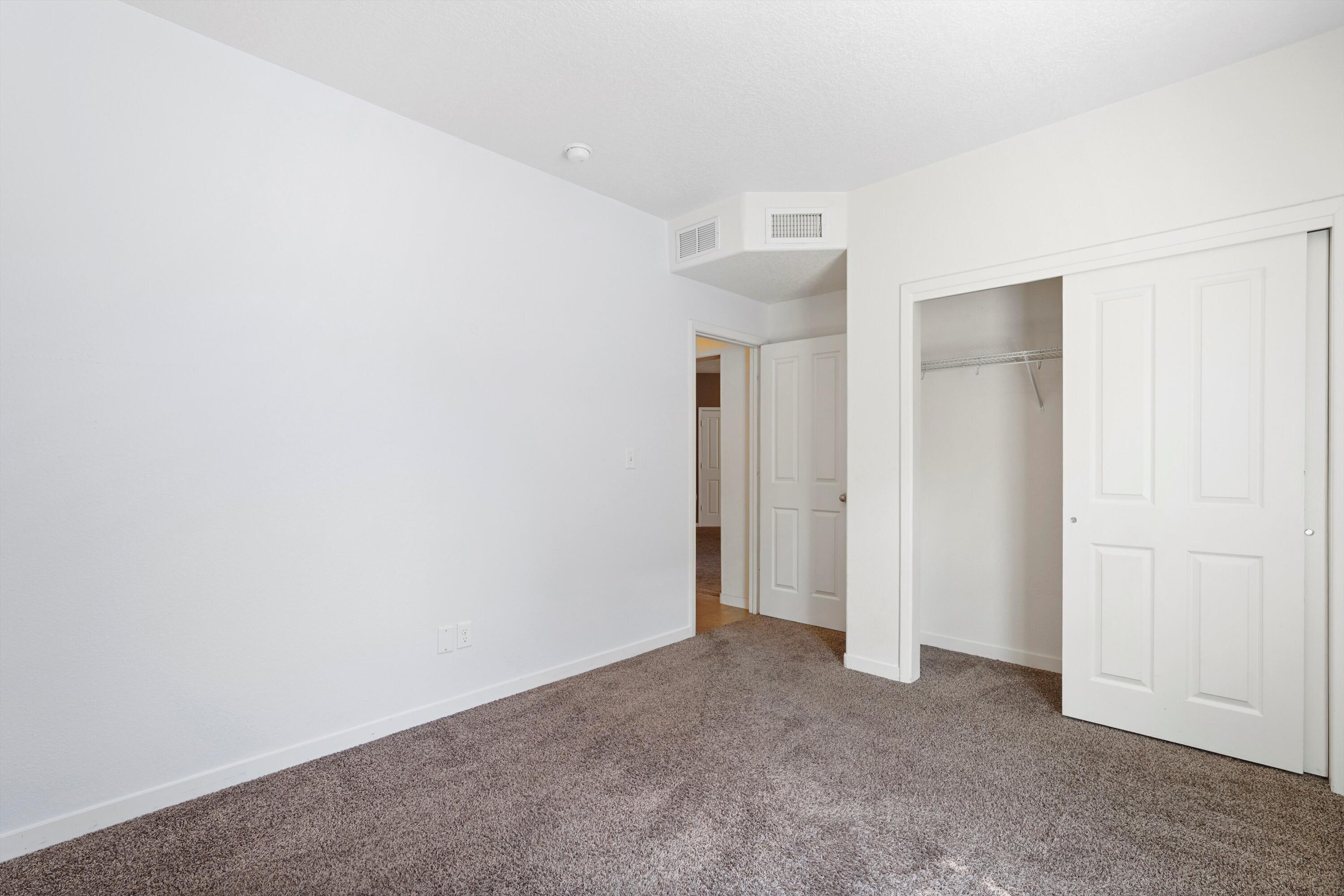 2215 ODESSA Court SW