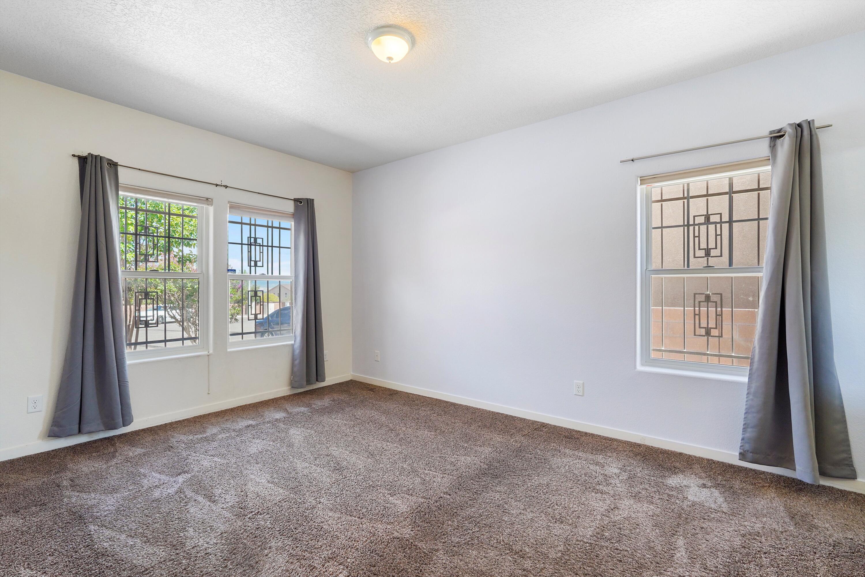 2215 ODESSA Court SW