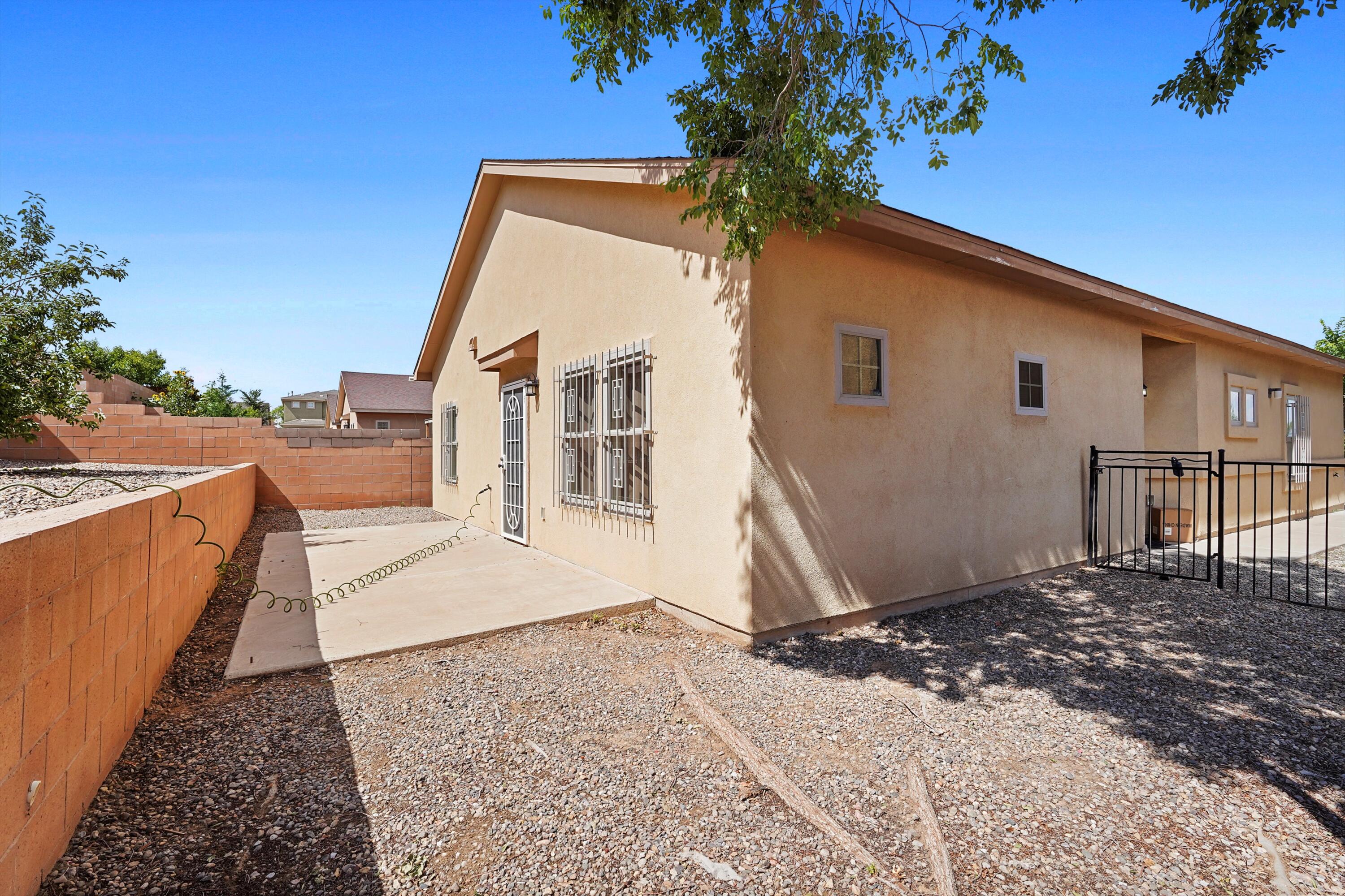 2215 ODESSA Court SW