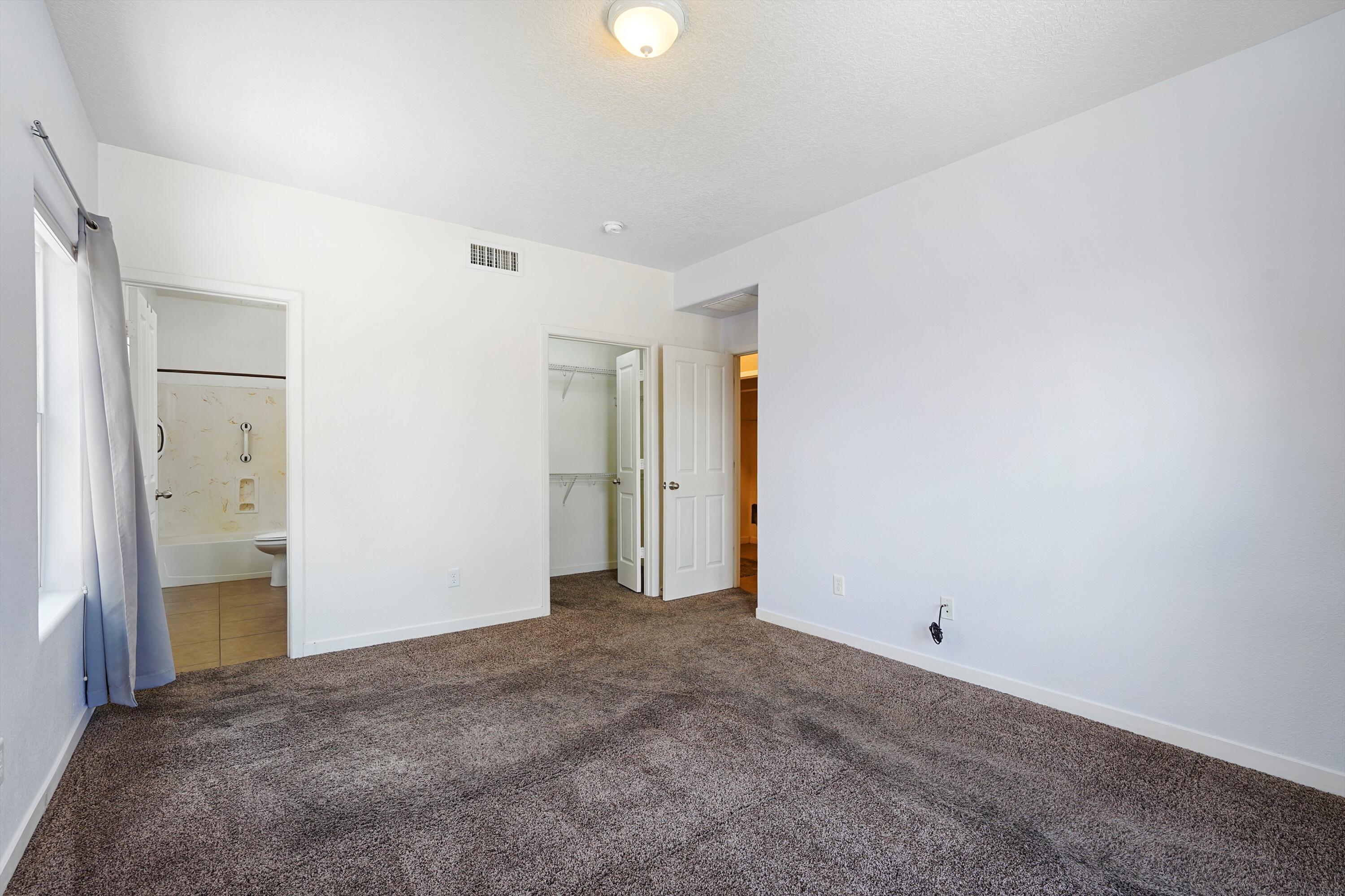 2215 ODESSA Court SW