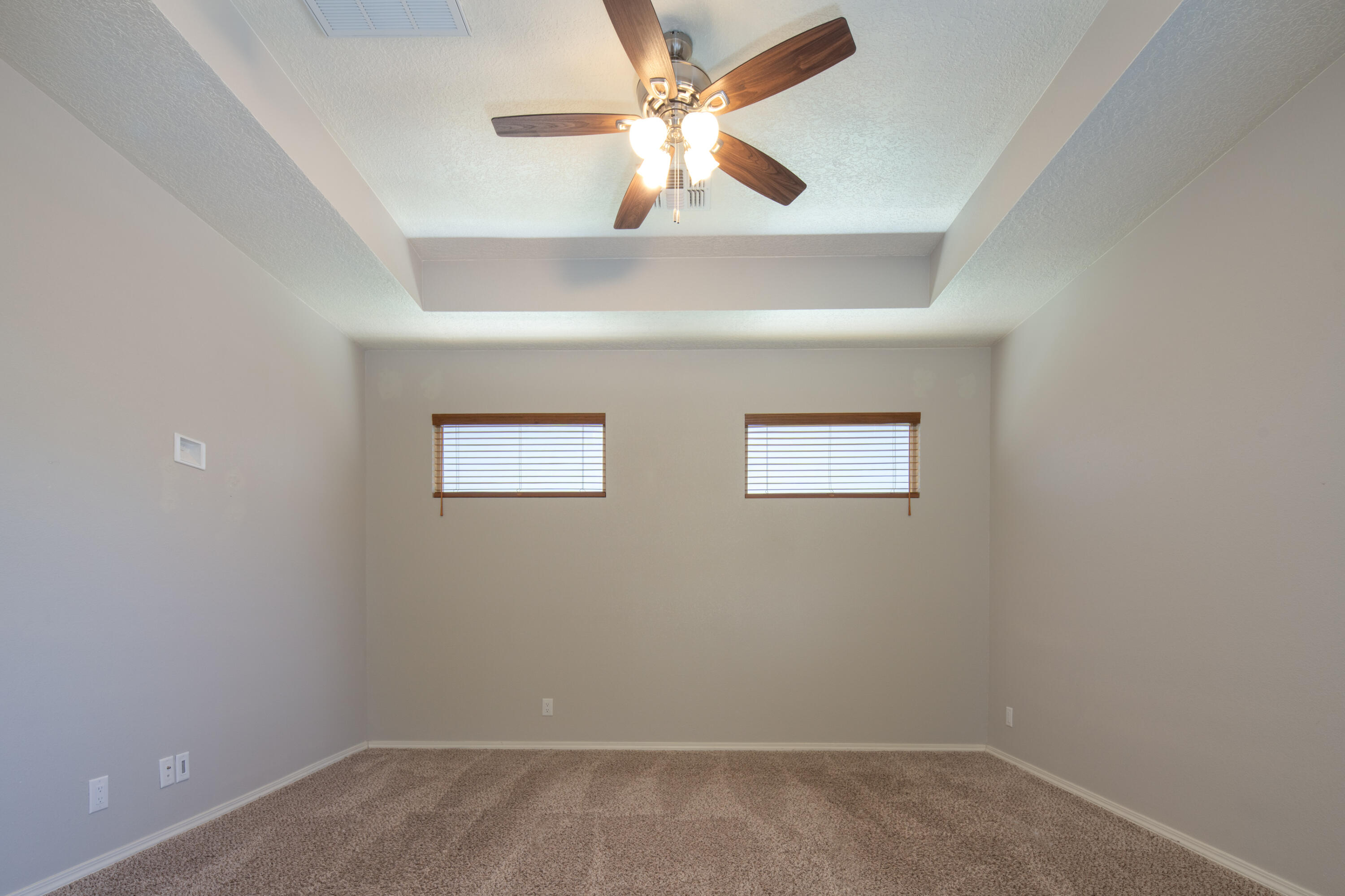 1978 CASTLE PEAK Loop NE