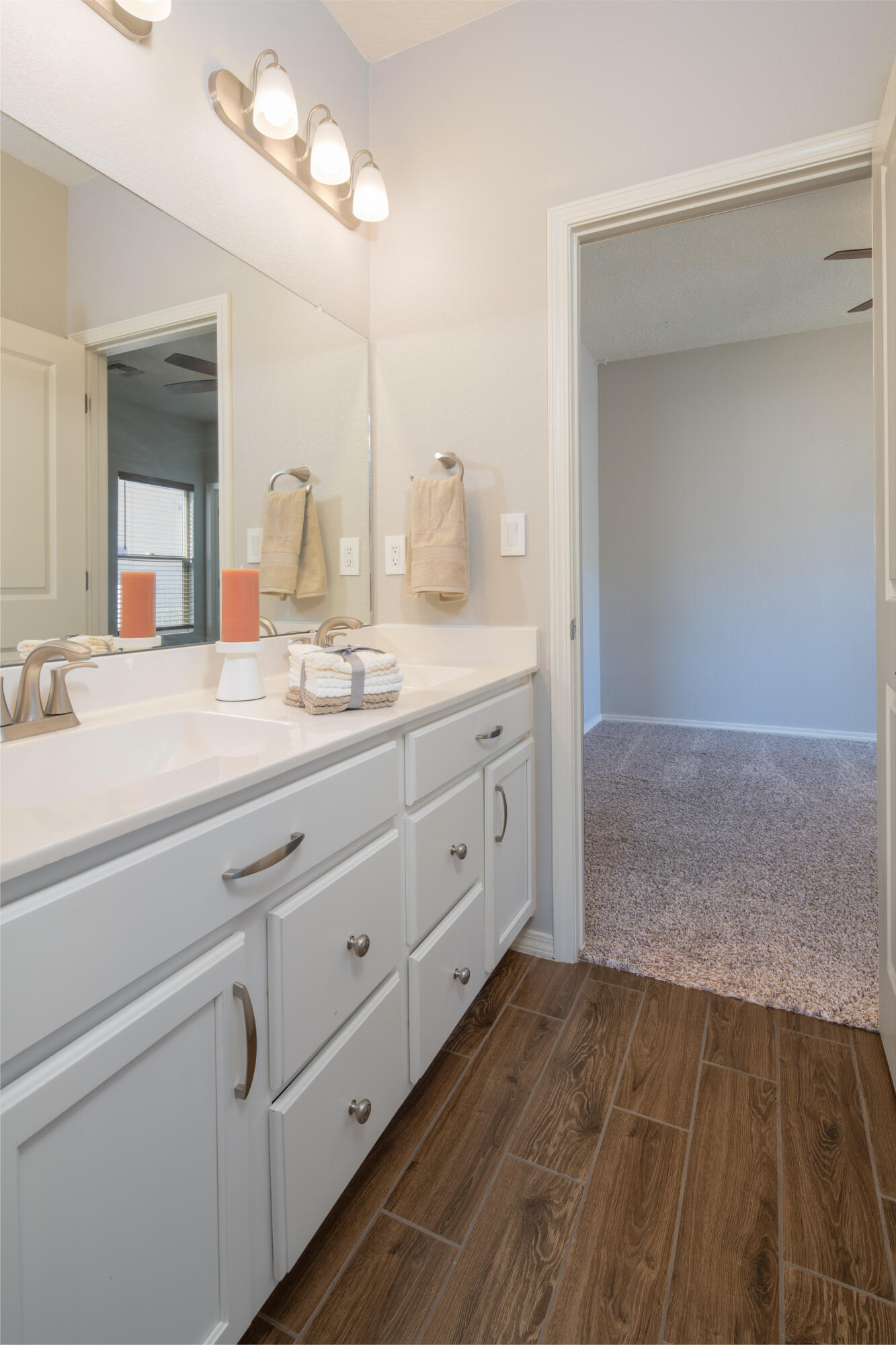 1978 CASTLE PEAK Loop NE