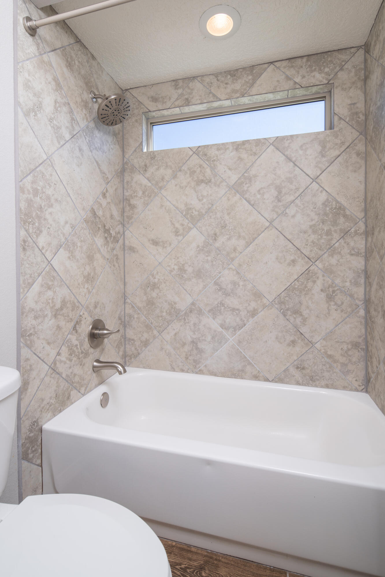 1978 CASTLE PEAK Loop NE