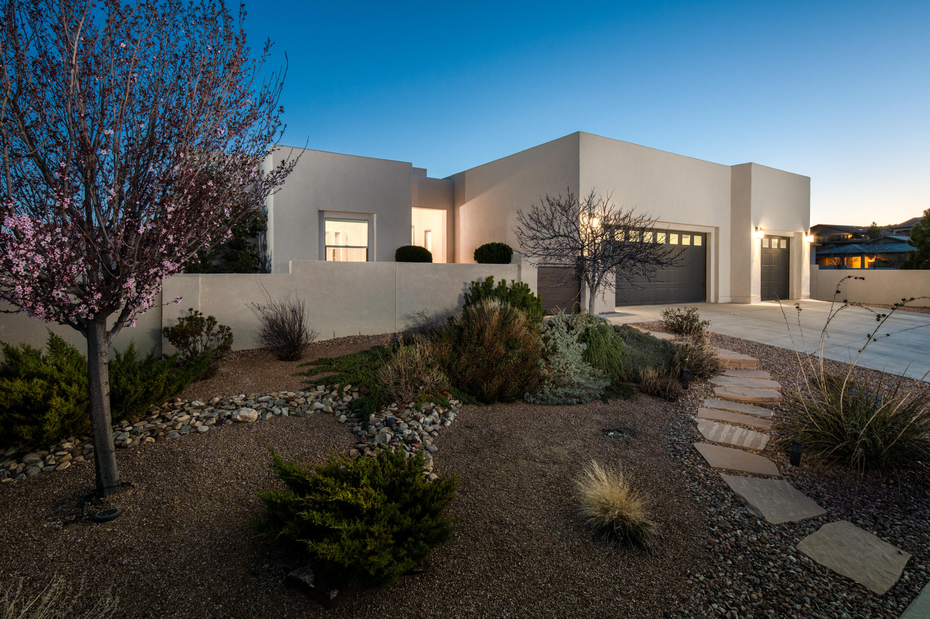 1978 CASTLE PEAK Loop NE