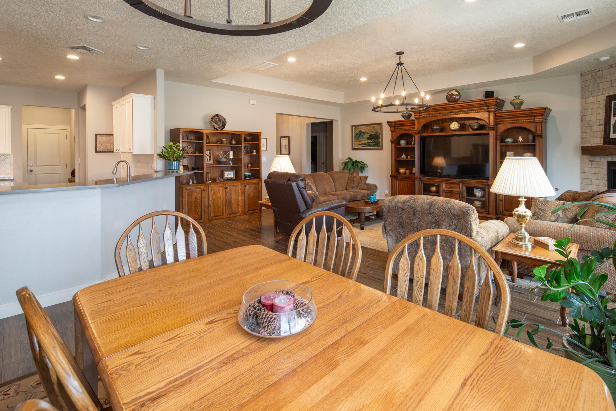 1978 CASTLE PEAK Loop NE