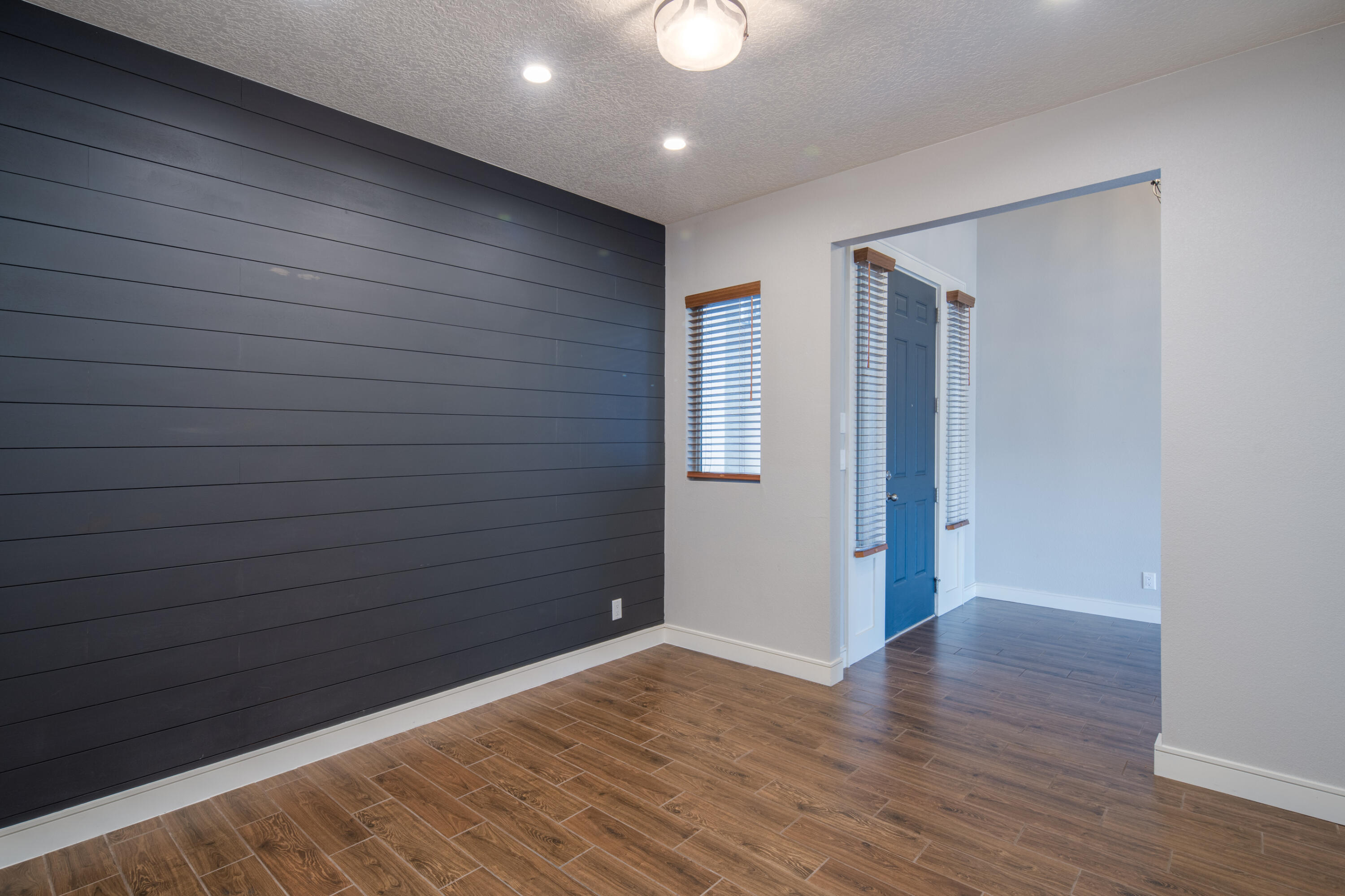 1978 CASTLE PEAK Loop NE