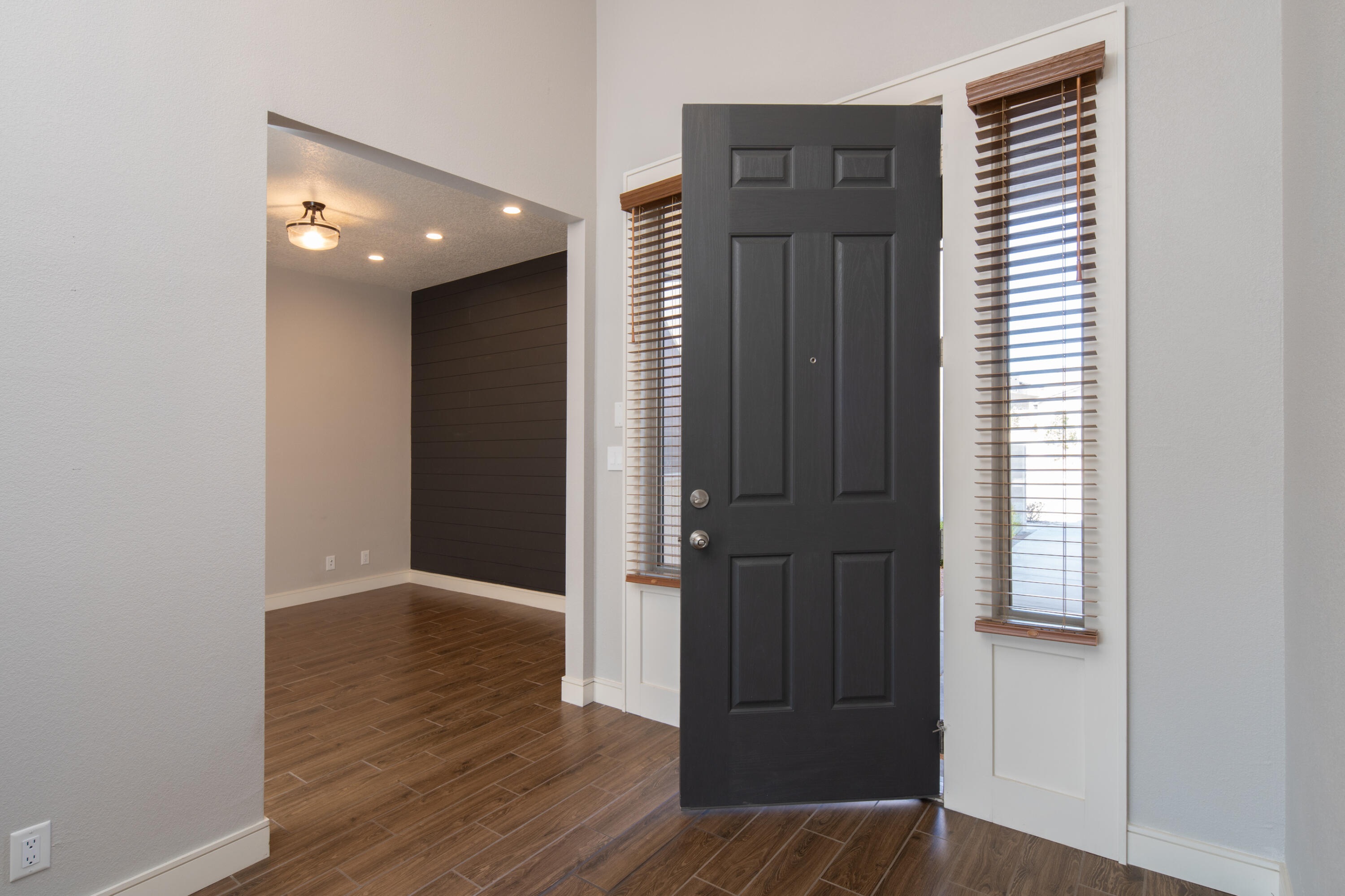 1978 CASTLE PEAK Loop NE