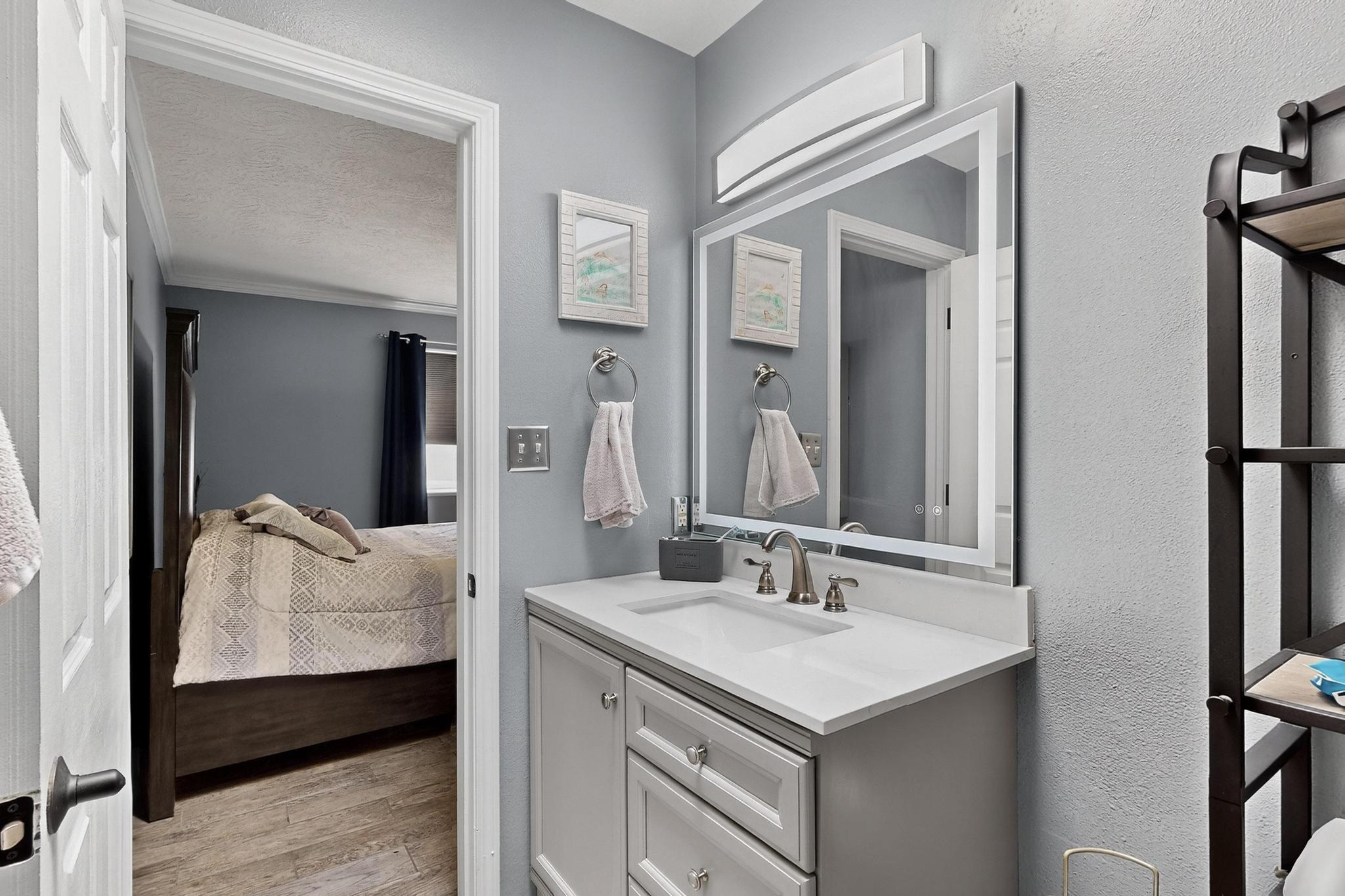 9616 Eucariz Avenue SW