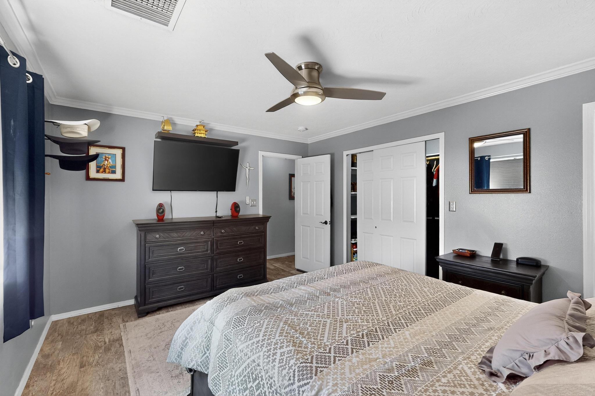 9616 Eucariz Avenue SW