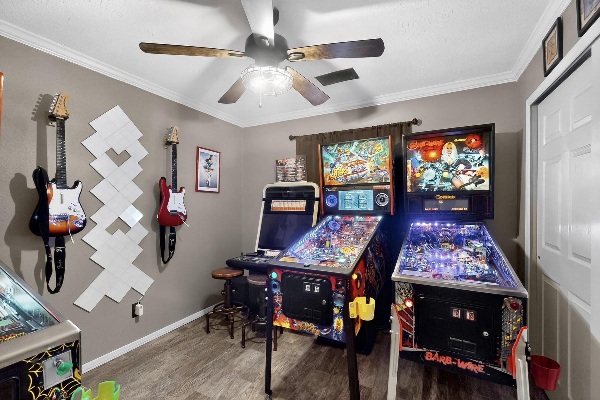 9616 Eucariz Avenue SW