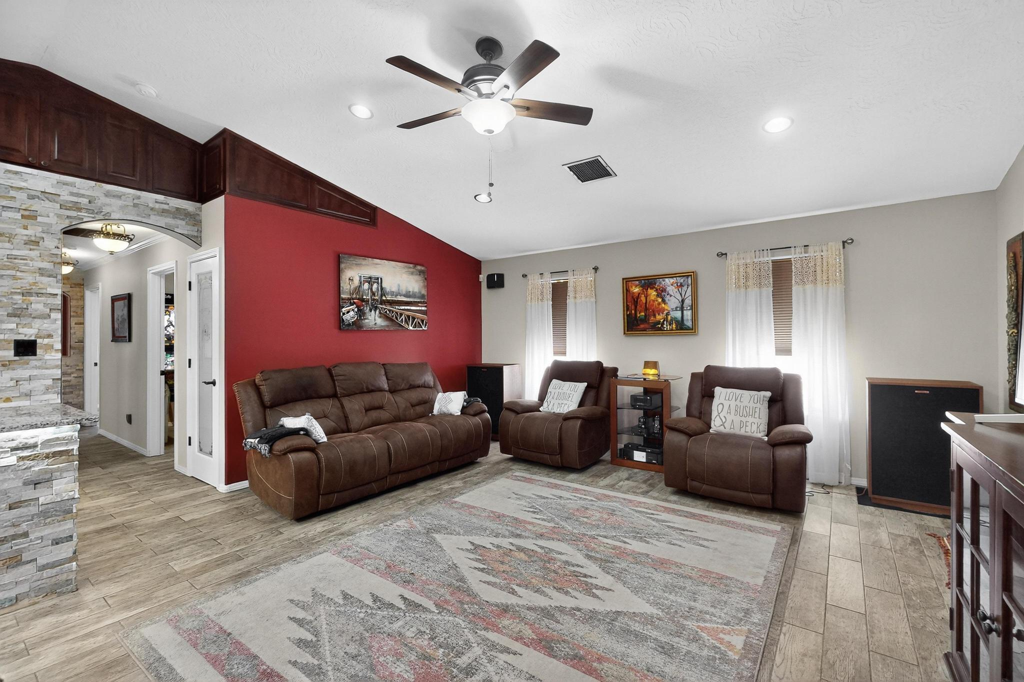 9616 Eucariz Avenue SW